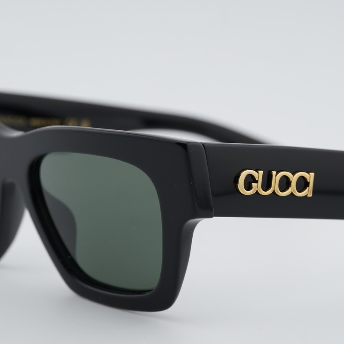 Lentes de Sol Gucci GG1835S 001 52-18-145