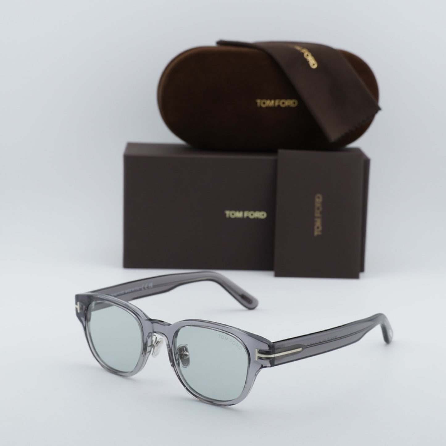 Lentes de Sol Tom Ford FT1041-D 20A 48-21-145