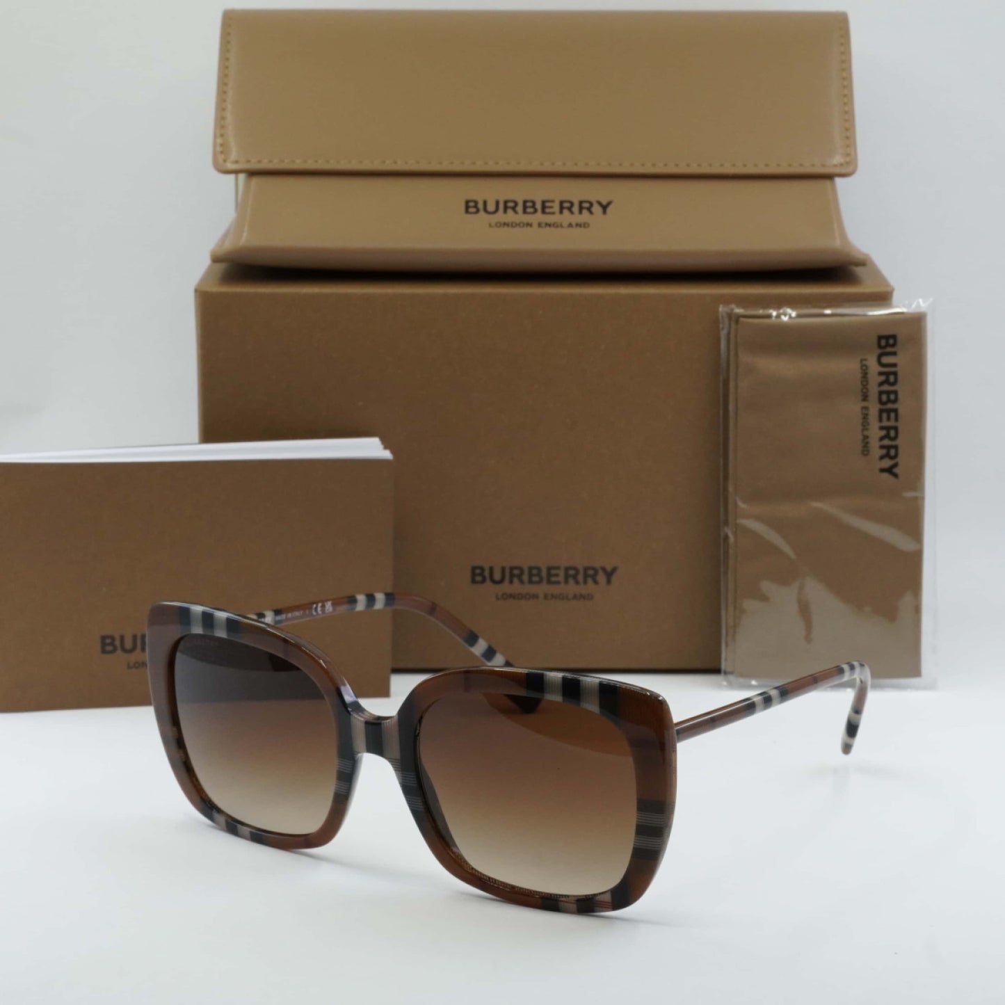 Lentes de Sol Burberry BE4323 400513 54-20-140