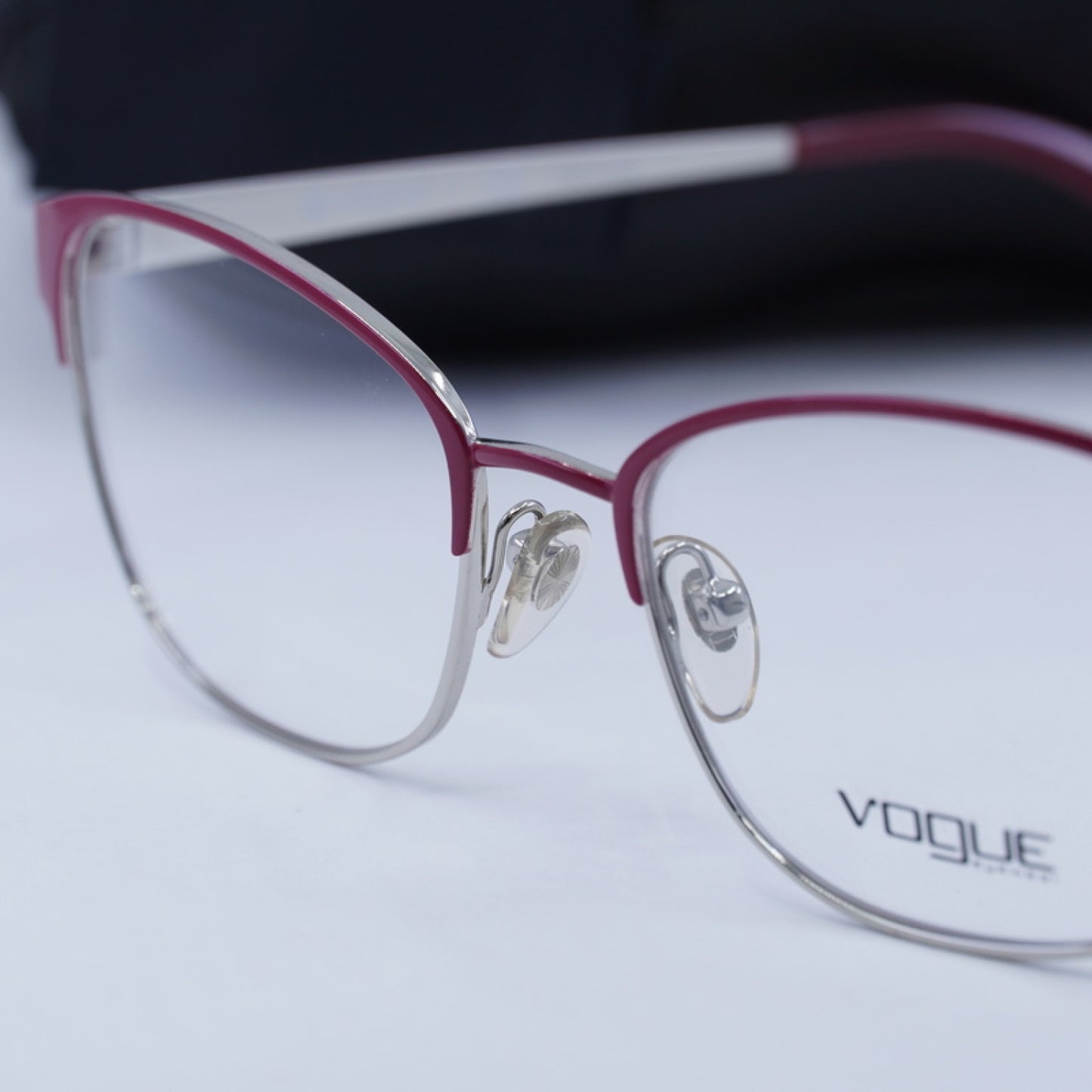 Vogue VO4072 5055 52-18-140 Eyeglass Frame
