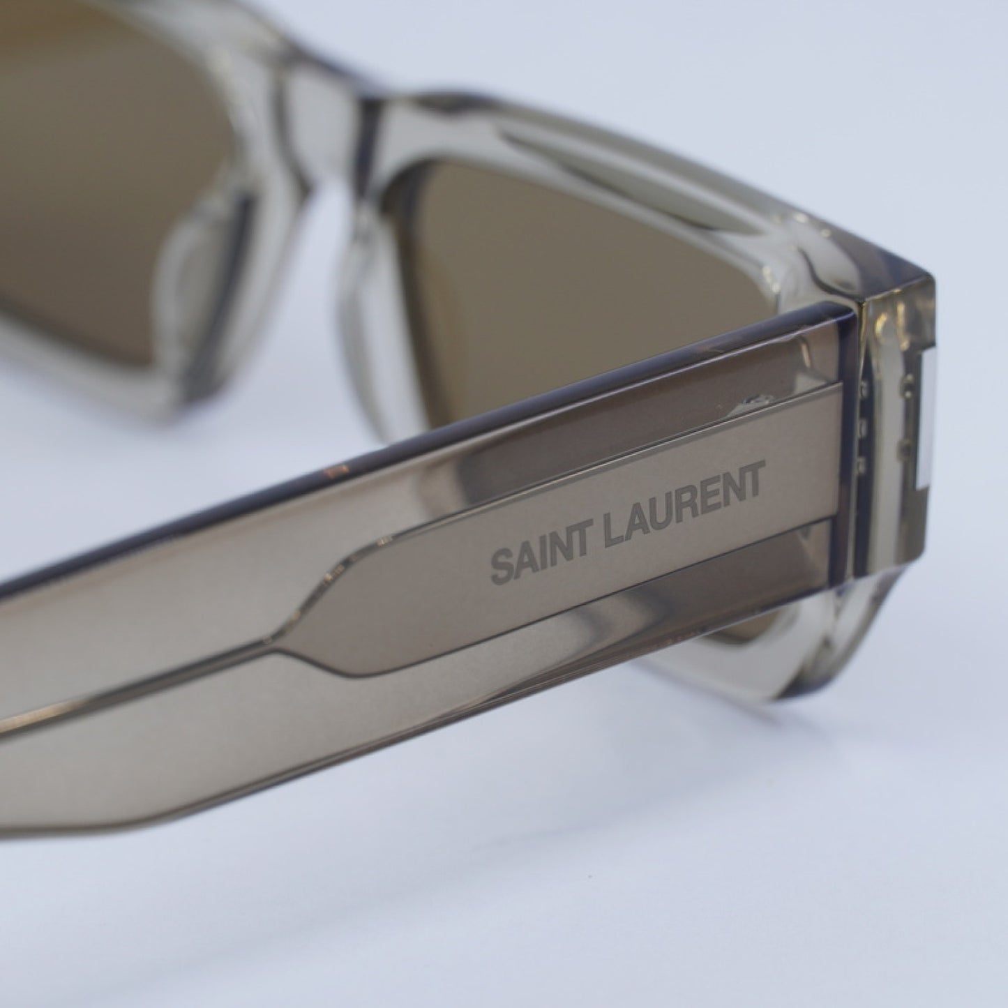 Lentes de Sol Saint Laurent SL660 004 54-18-145