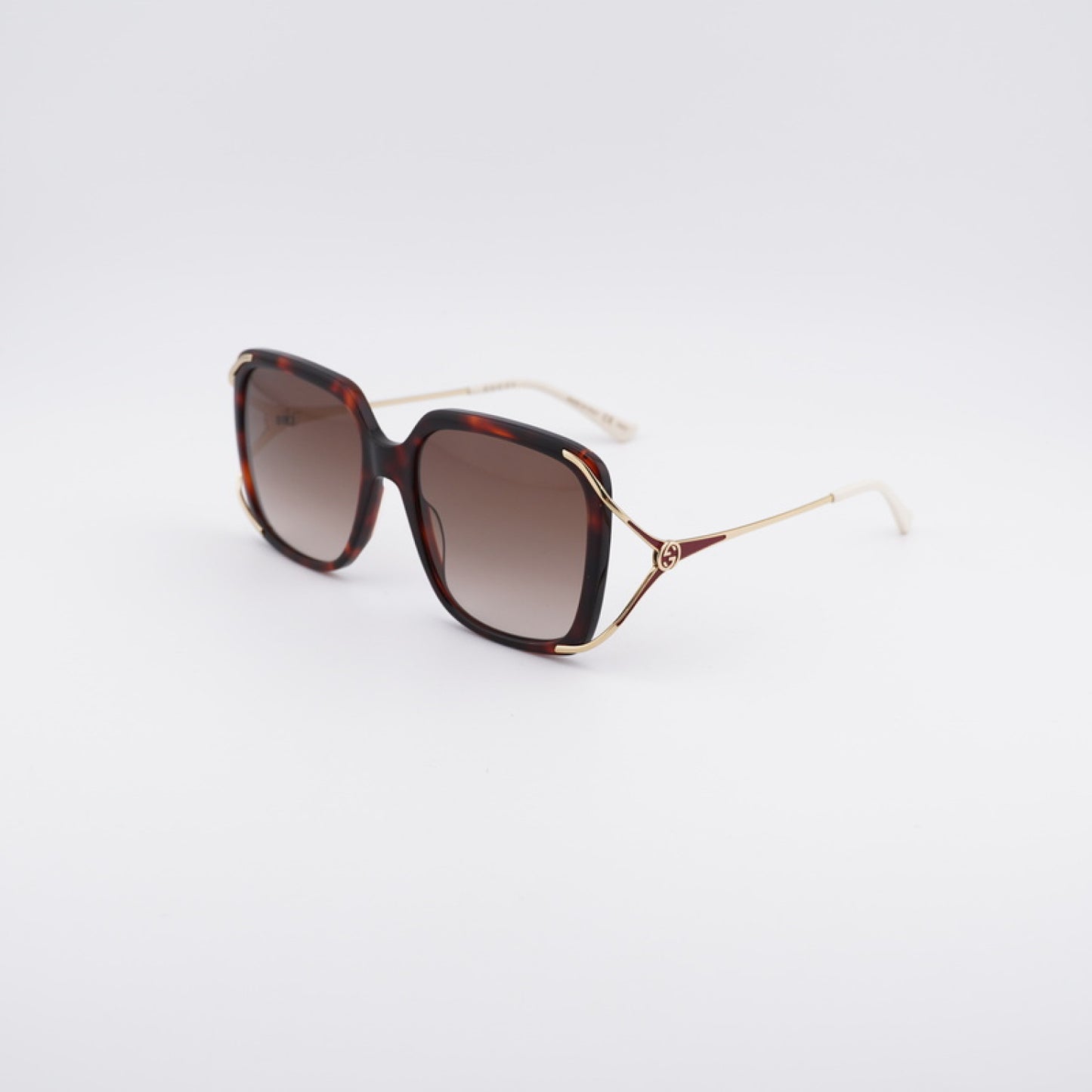 Lentes de Sol Gucci GG0647S 002 56-18-130