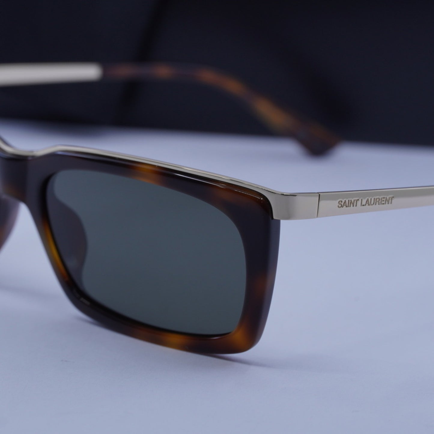 Lentes de Sol Saint Laurent SL766 004 57-17-145