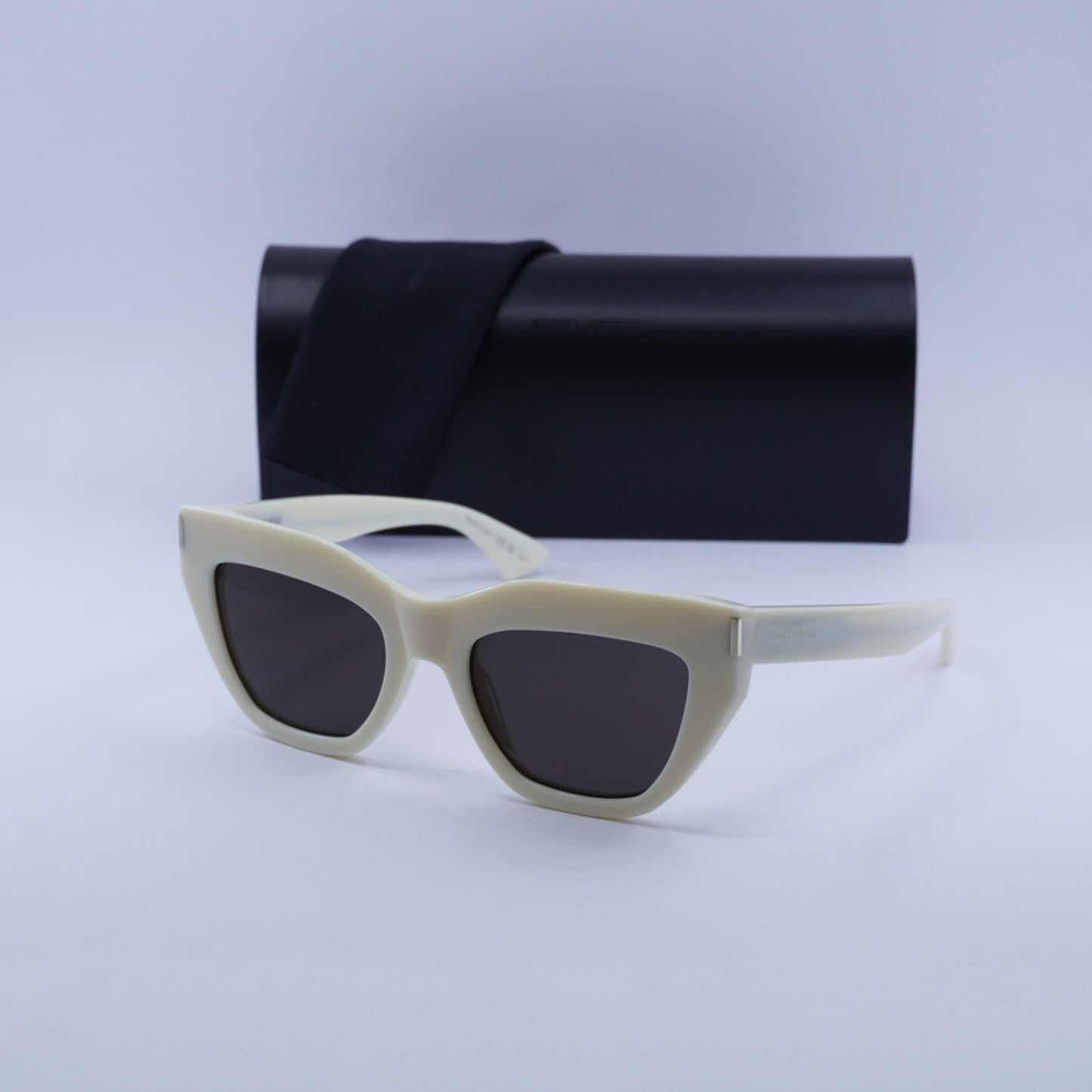 Lentes de Sol Saint Laurent SL759 004 53-20-145