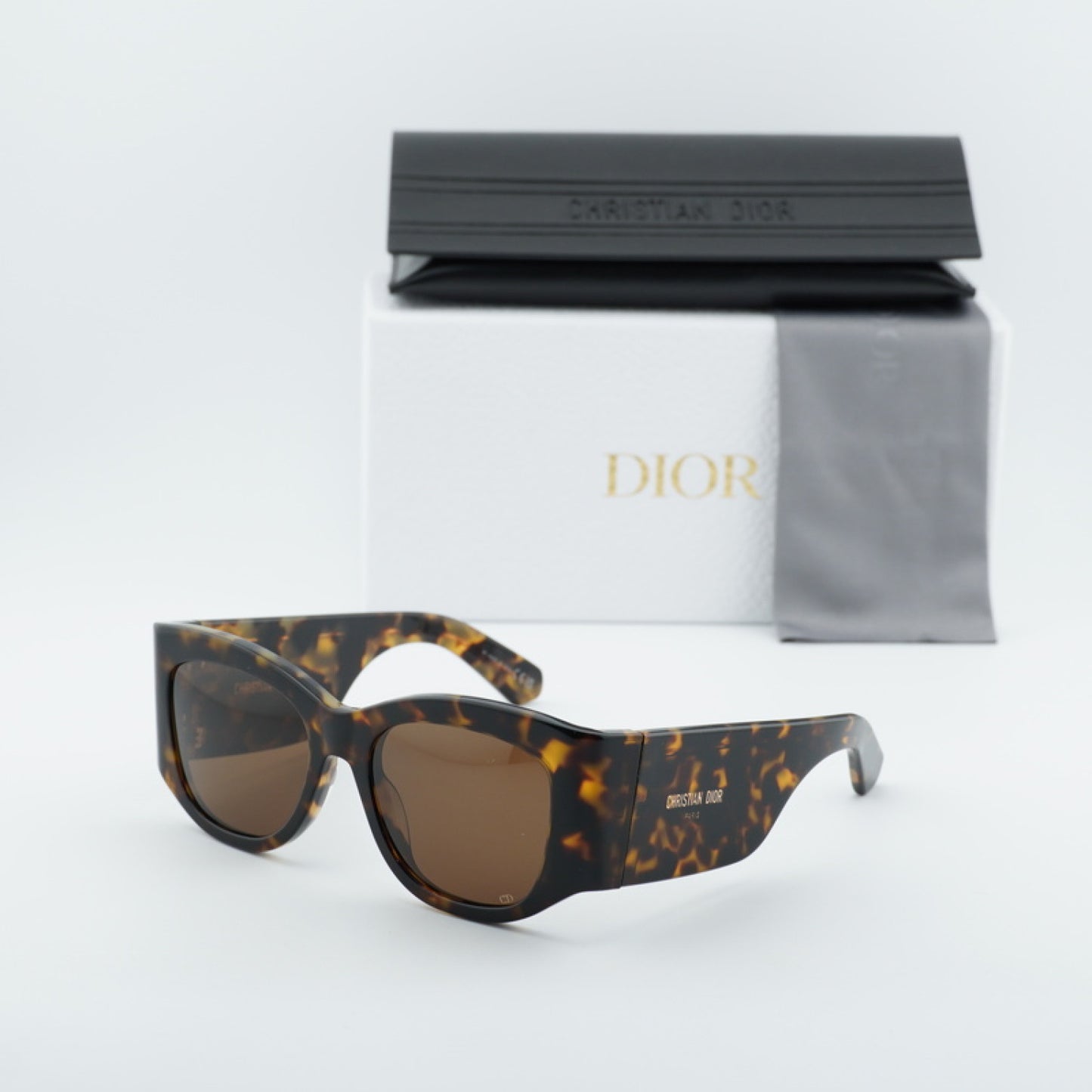 Lentes de Sol Dior DIORNUIT S1I 24F0 54-18-135