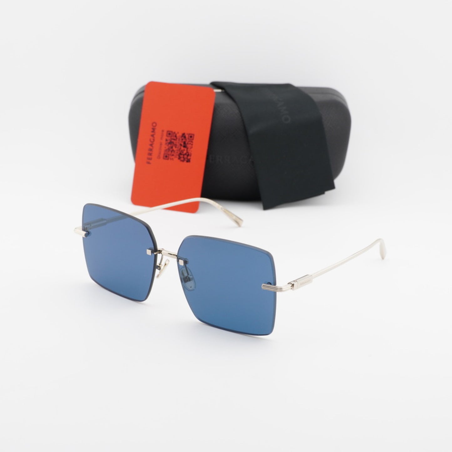 Lentes de Sol Salvatore Ferragamo SF311S 743 60-15-145