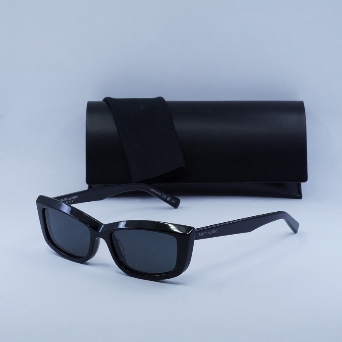 Lentes de Sol Saint Laurent SL658 001 54-17-145
