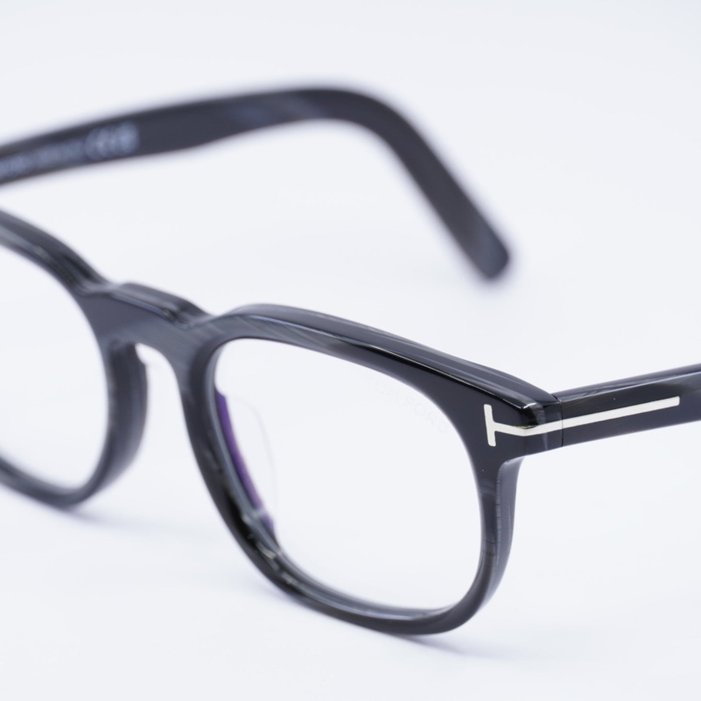 Armazón Oftálmico Tom Ford FT5930-D-B 063 52-20-145