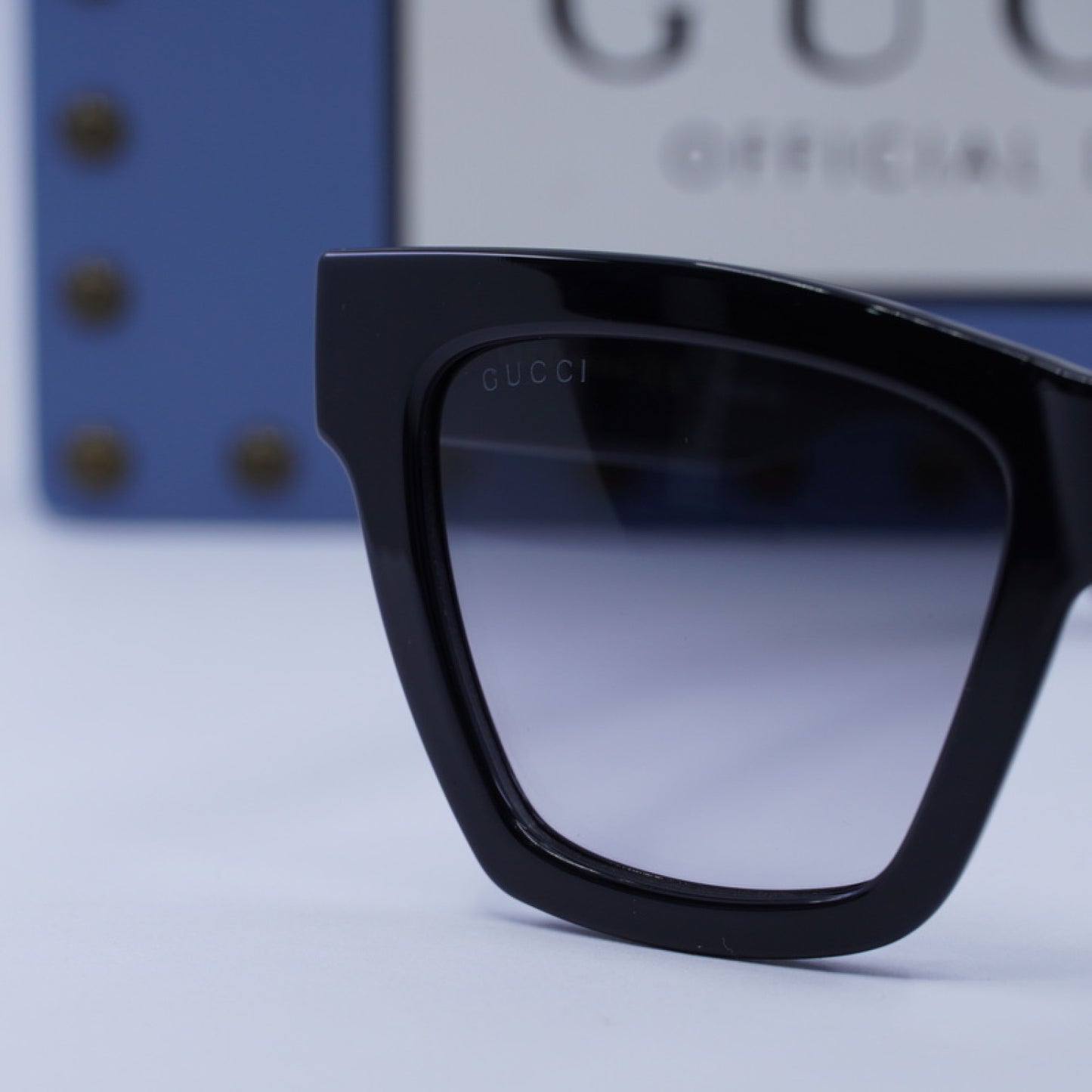 Lentes de Sol Gucci GG1714S 001 54-19-140