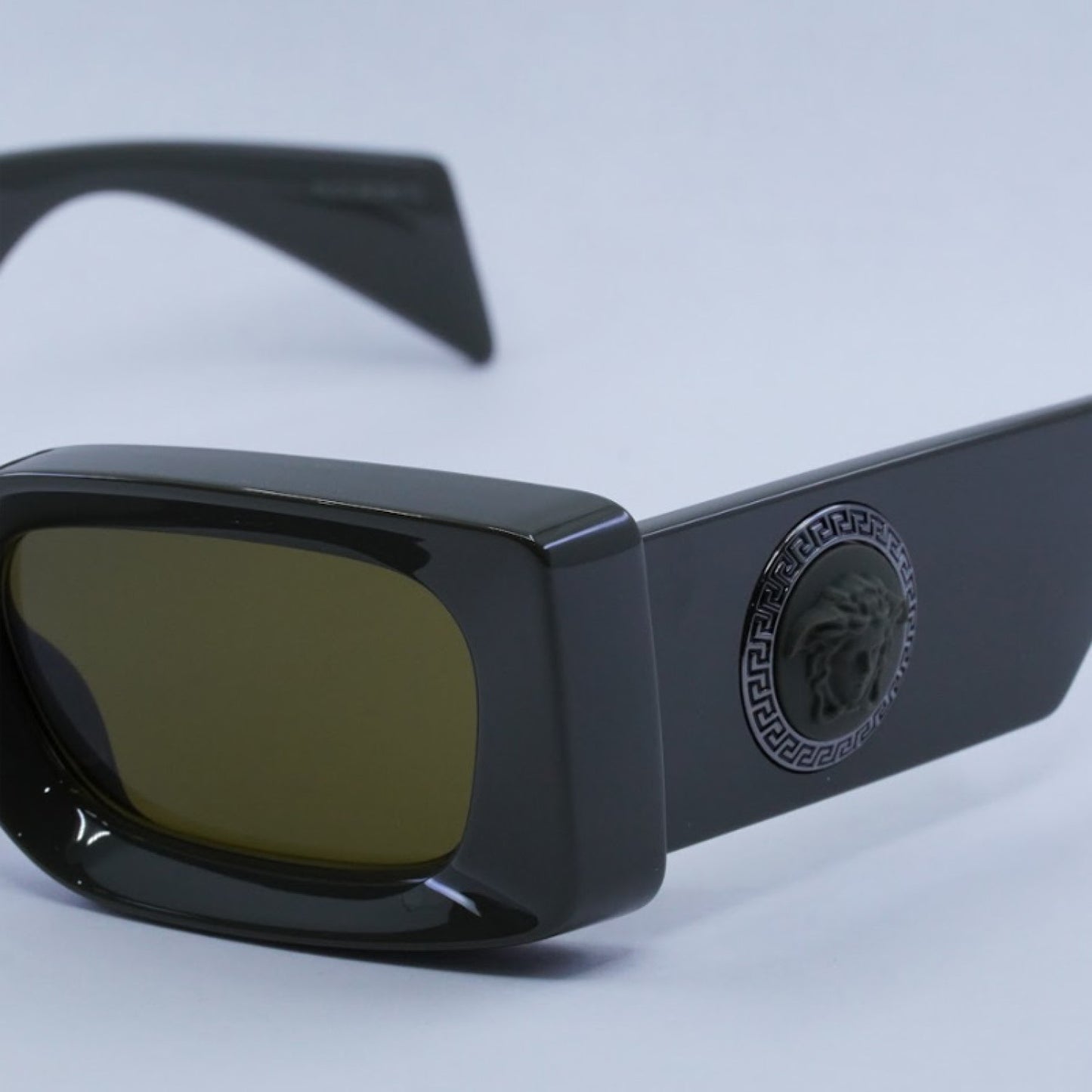 Lentes de Sol Versace VE4474U 549173 52-20-140