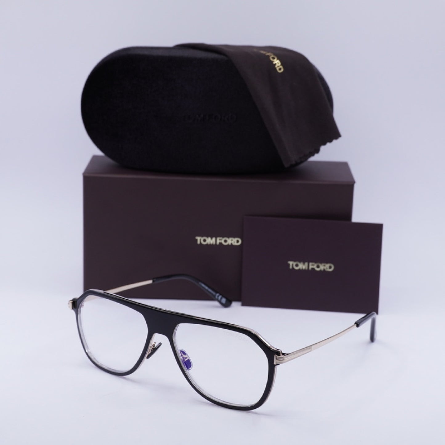 Armazón Oftálmico Tom Ford FT5943-B 003 56-15-150