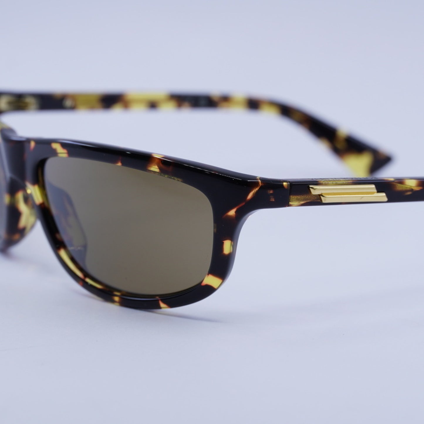Lentes de Sol Bottega Veneta BV1327S 002 58-17-125