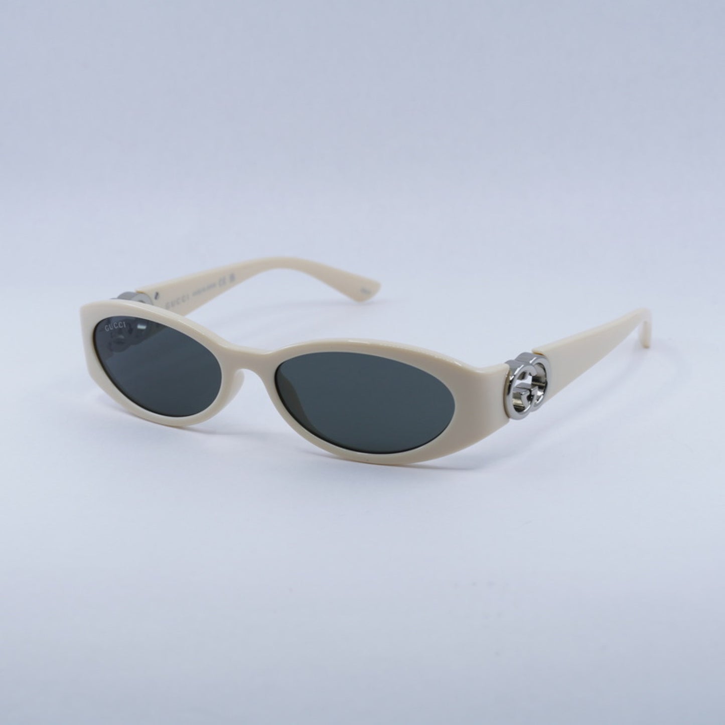 Lentes de Sol Gucci GG1660S 004 54-16-135