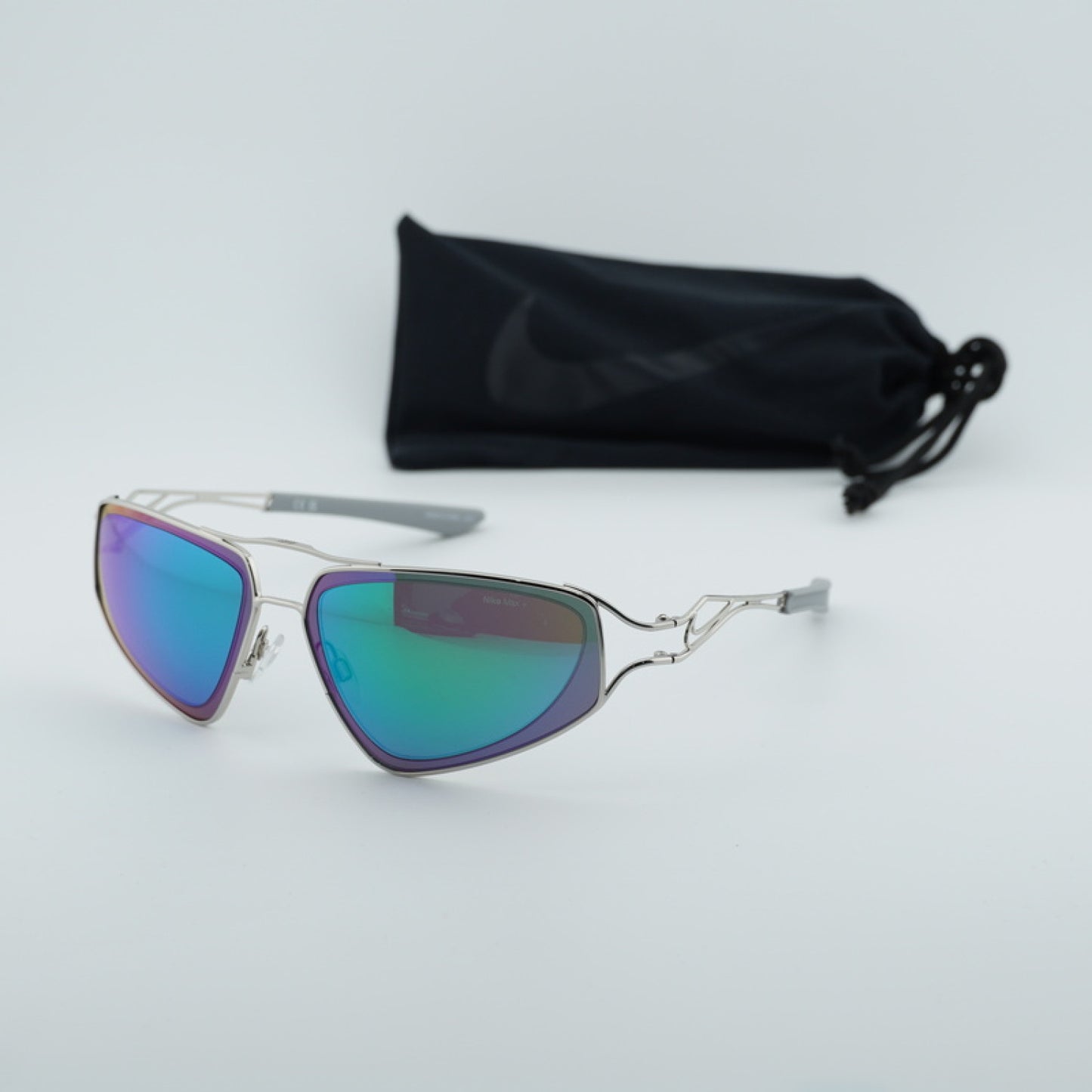 Lentes de Sol Nike NIKE VEIL EV24048 043 63-13-135