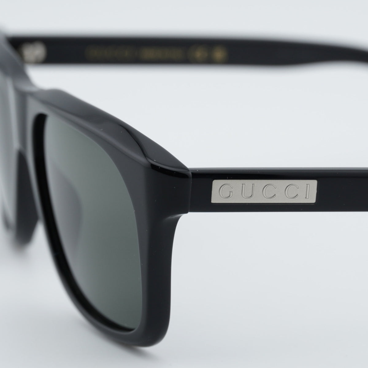 Lentes de Sol Gucci GG2077S 001 55-17-145