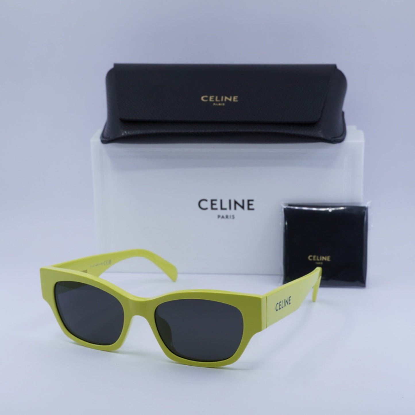 Lentes de Sol Celine CL40197U 93A 54-18-145