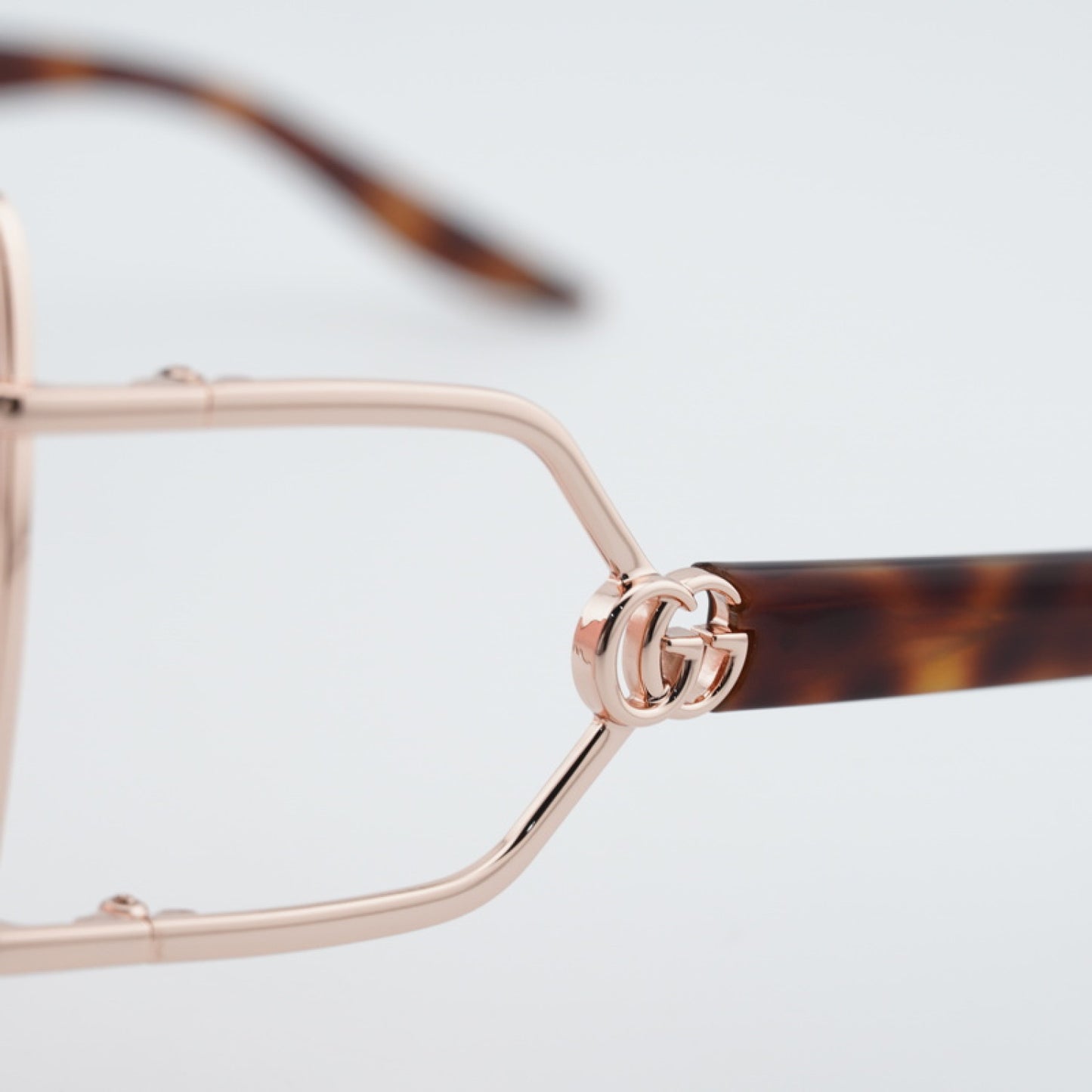Lentes de Sol Gucci GG1564SA 004 61-17-145