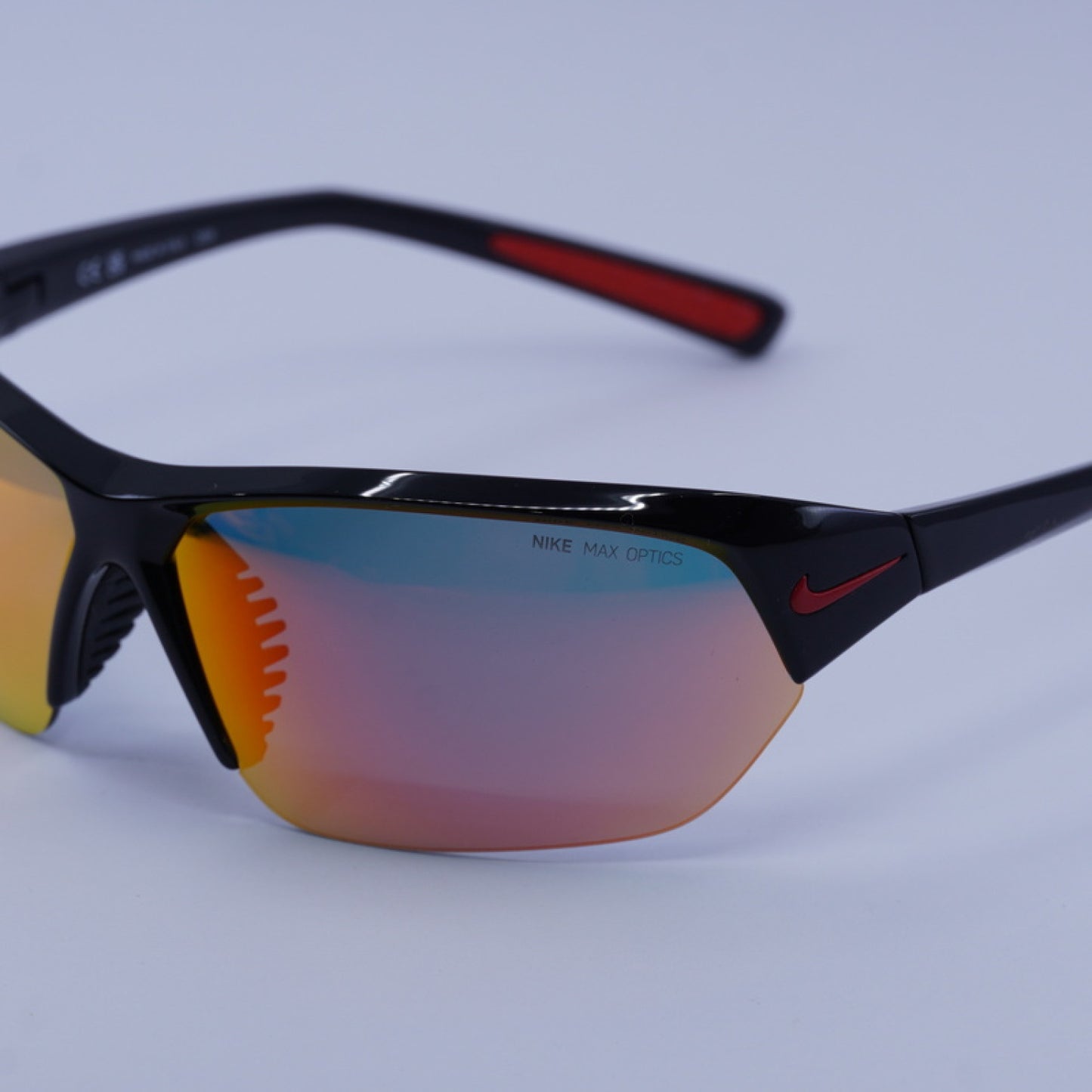 Lentes de Sol Nike SKYLON ACE M MI DV2163 010 69-10-125
