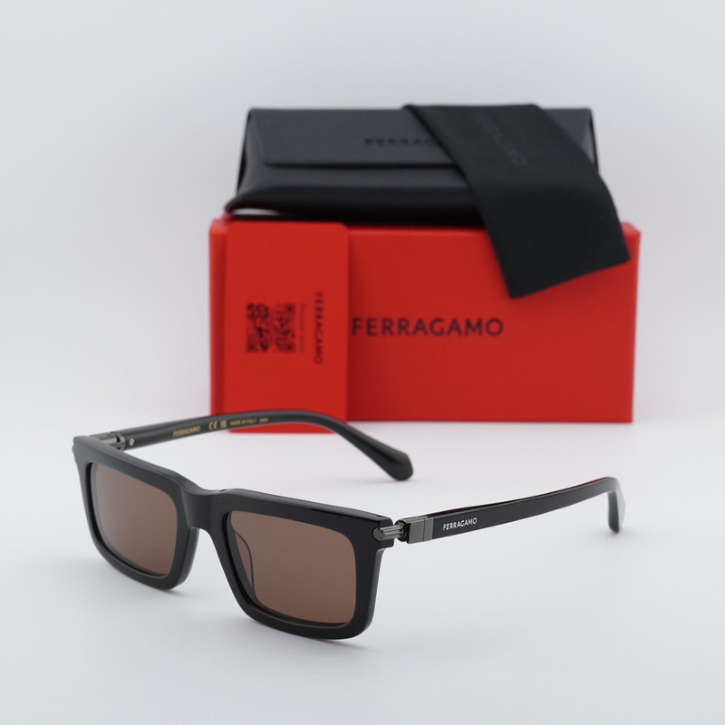 Lentes de Sol Salvatore Ferragamo SF2015S 210 53-20-145