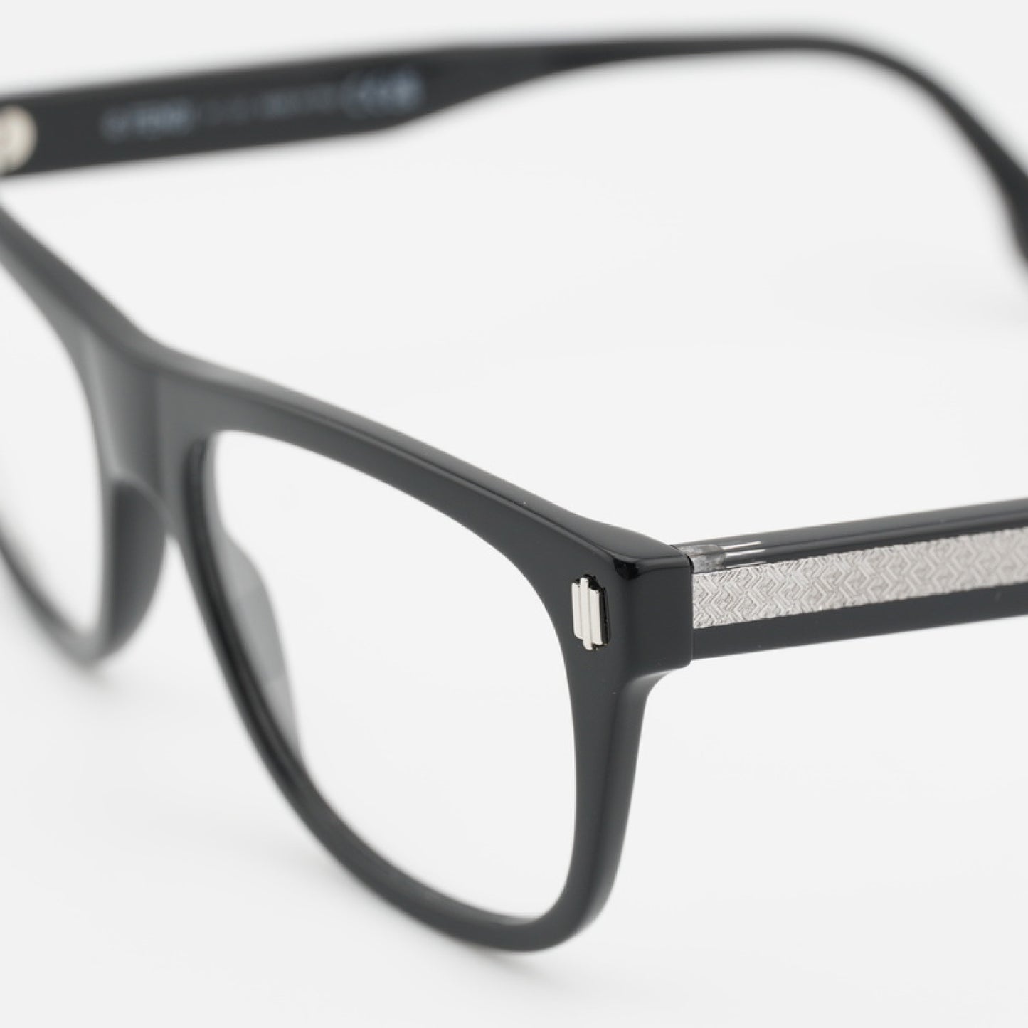Armazón Oftálmico Fendi FE50070I 001 54-17-150