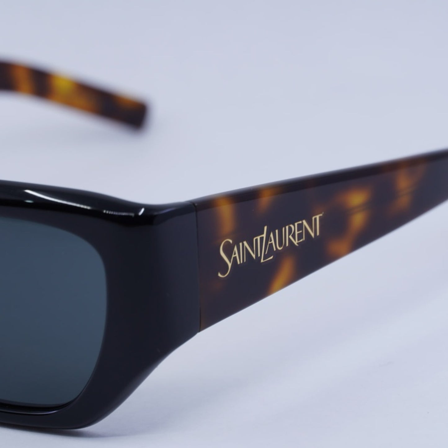 Lentes de Sol Saint Laurent SL740 004 52-21-135