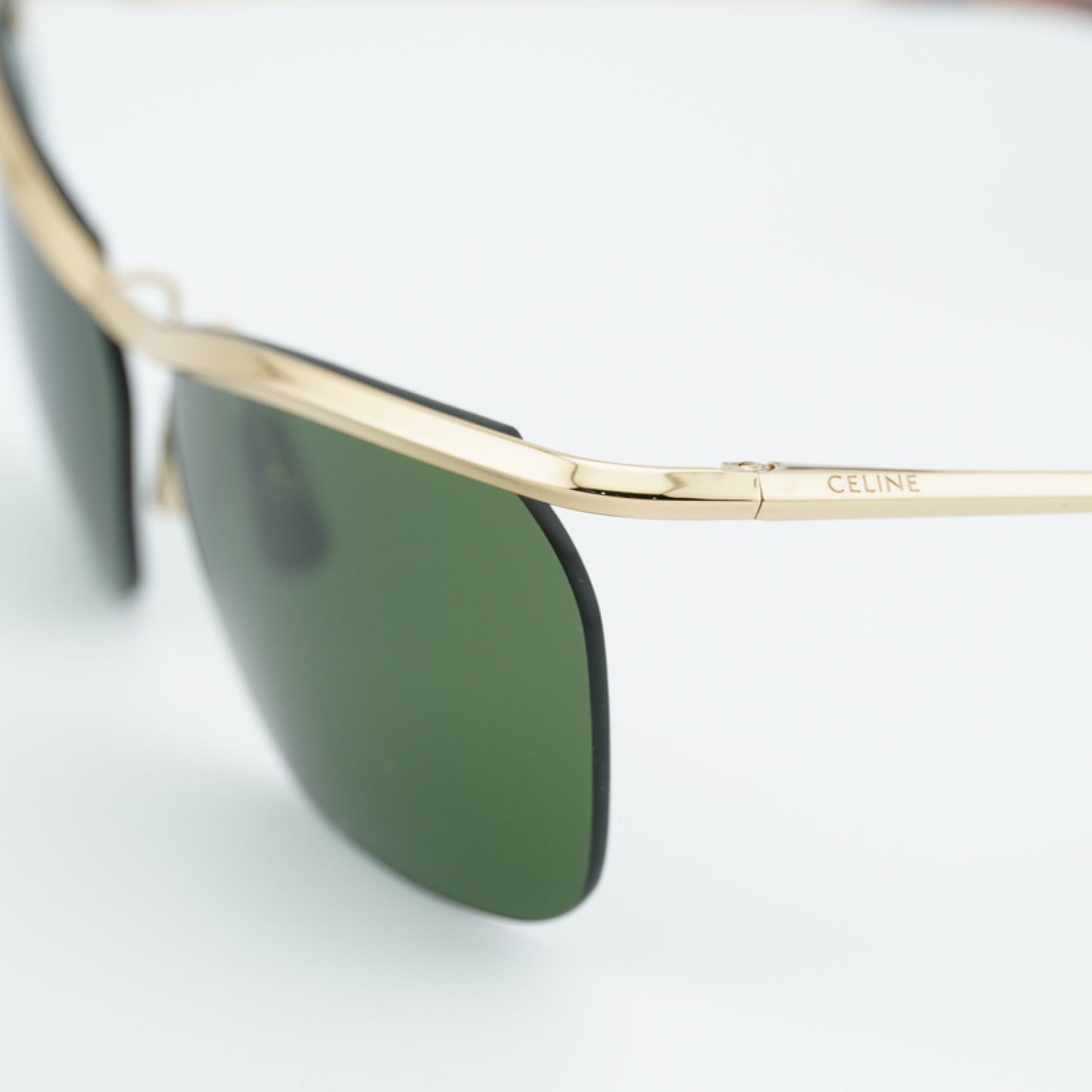 Lentes de Sol Celine CL40307U 30N 62-12-140