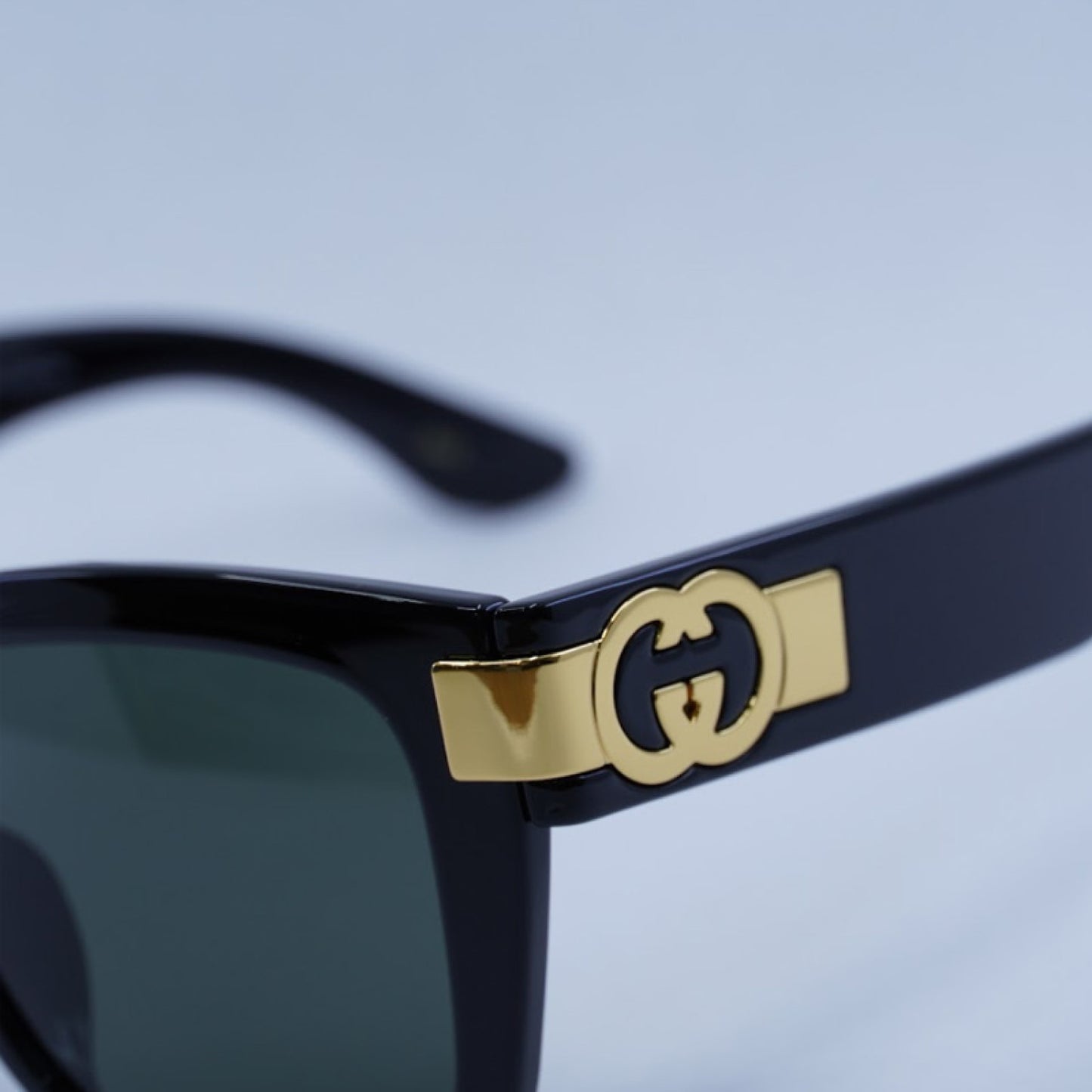Lentes de Sol Gucci GG1690SK 001 54-19-145
