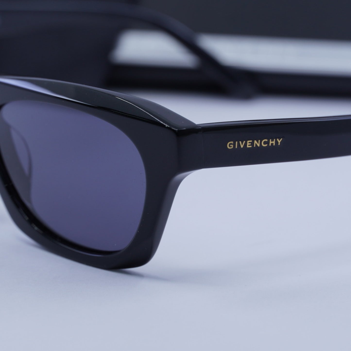 Givenchy GV40026U 01A 55-17-145 Sunglasses