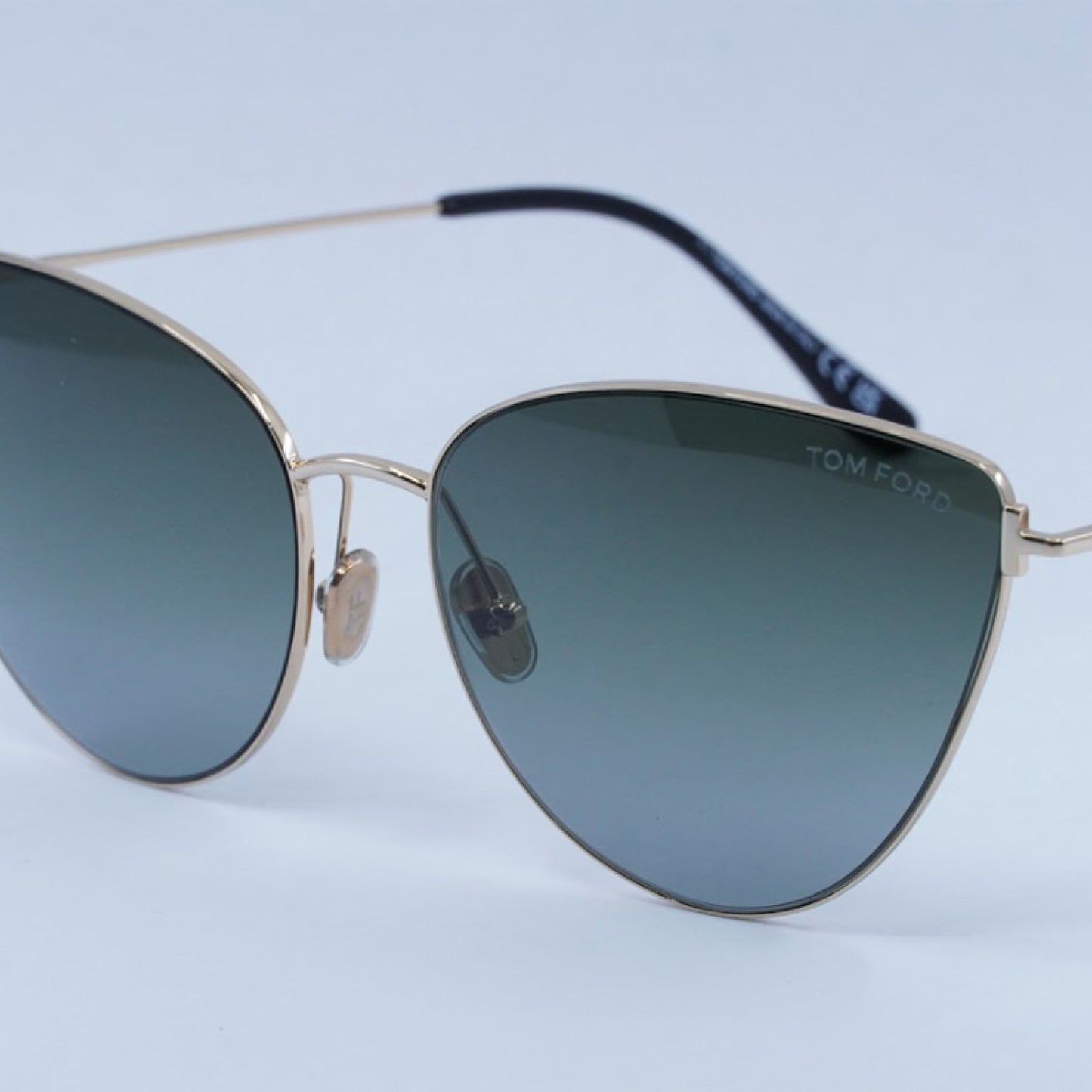 Lentes de Sol Tom Ford FT1005 28B 62-17-140