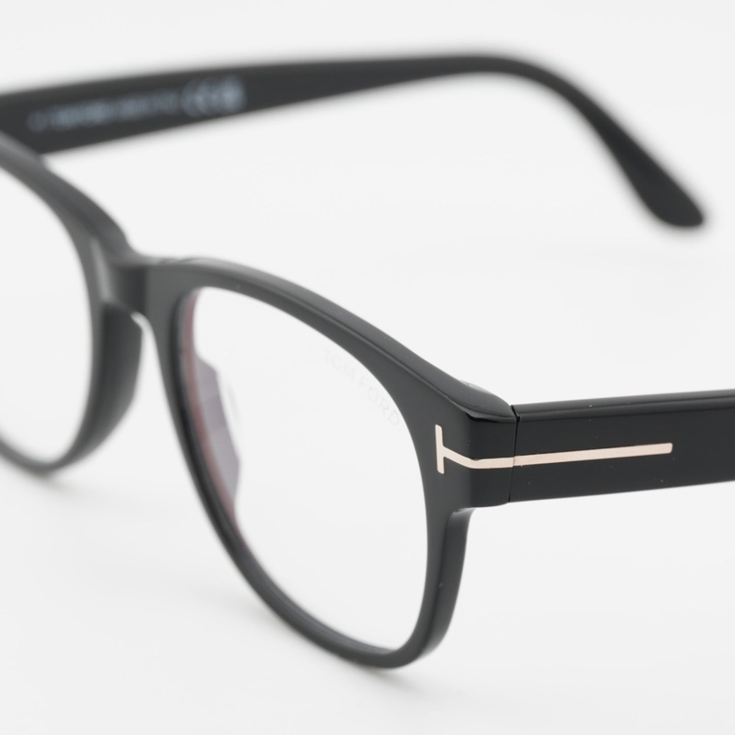 Armazón Oftálmico Tom Ford FT5898-B 001 52-19-145