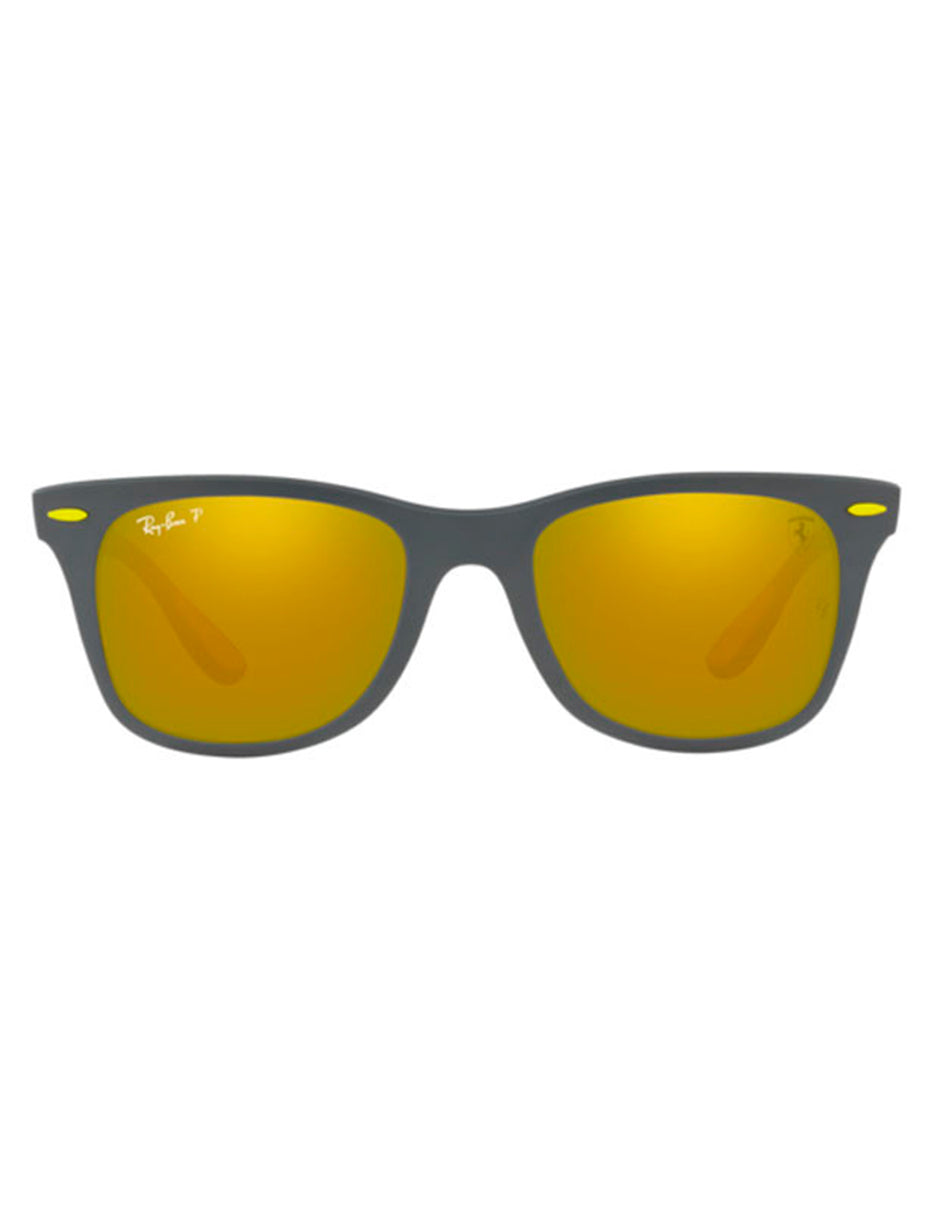 LENTE DE SOL RAY BAN RB4195MF F608/6B 52MM SCUDERIA FERRARI NEGRO DORADO ESPEJO