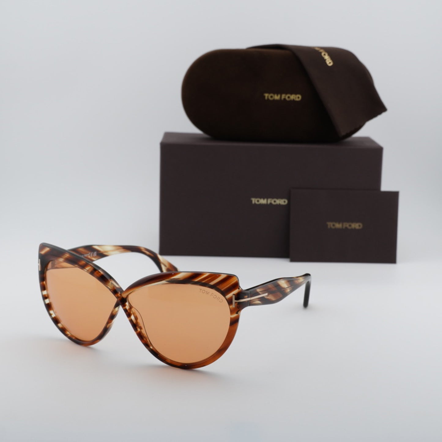 Lentes de Sol Tom Ford FT1196 53E 65-05-140