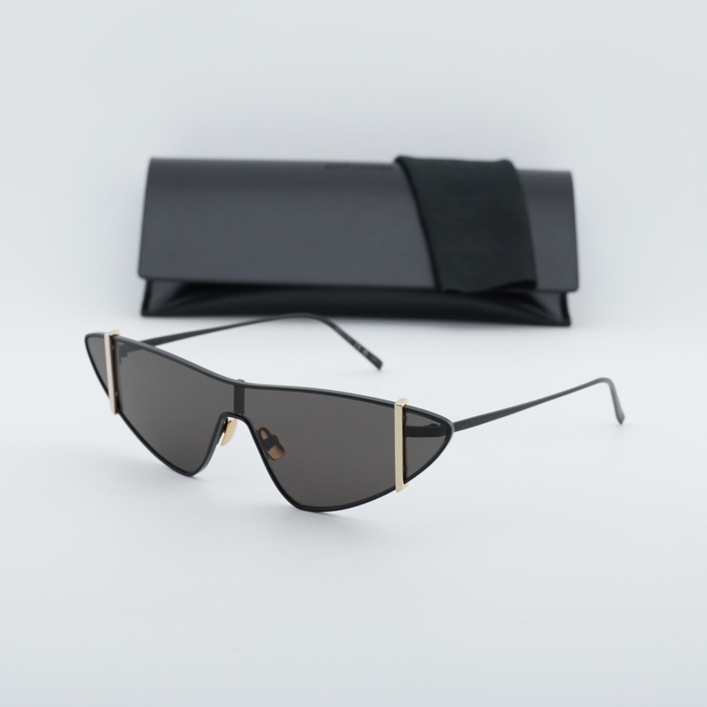 Lentes de Sol Saint Laurent SL536 001 99-1-140