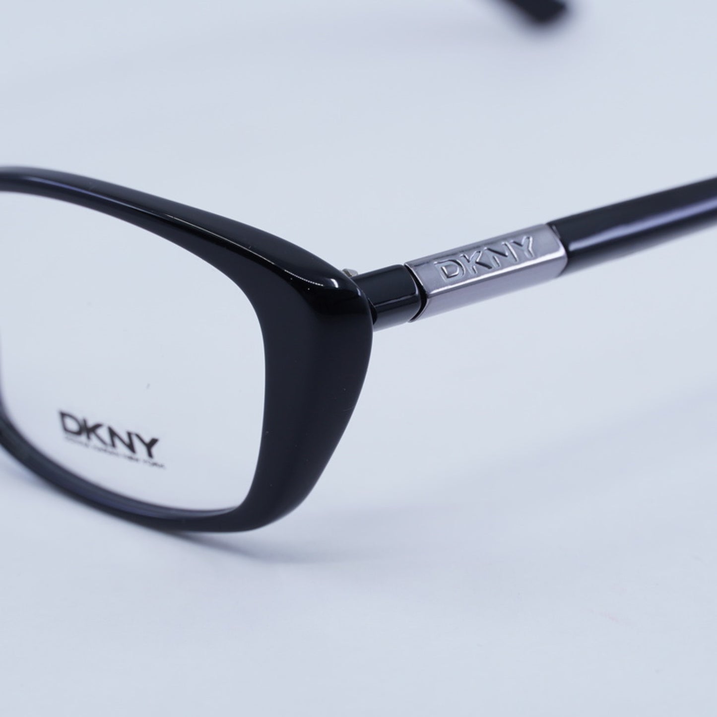 Armazón Oftálmico DKNY DY4661 3001 52-17-140