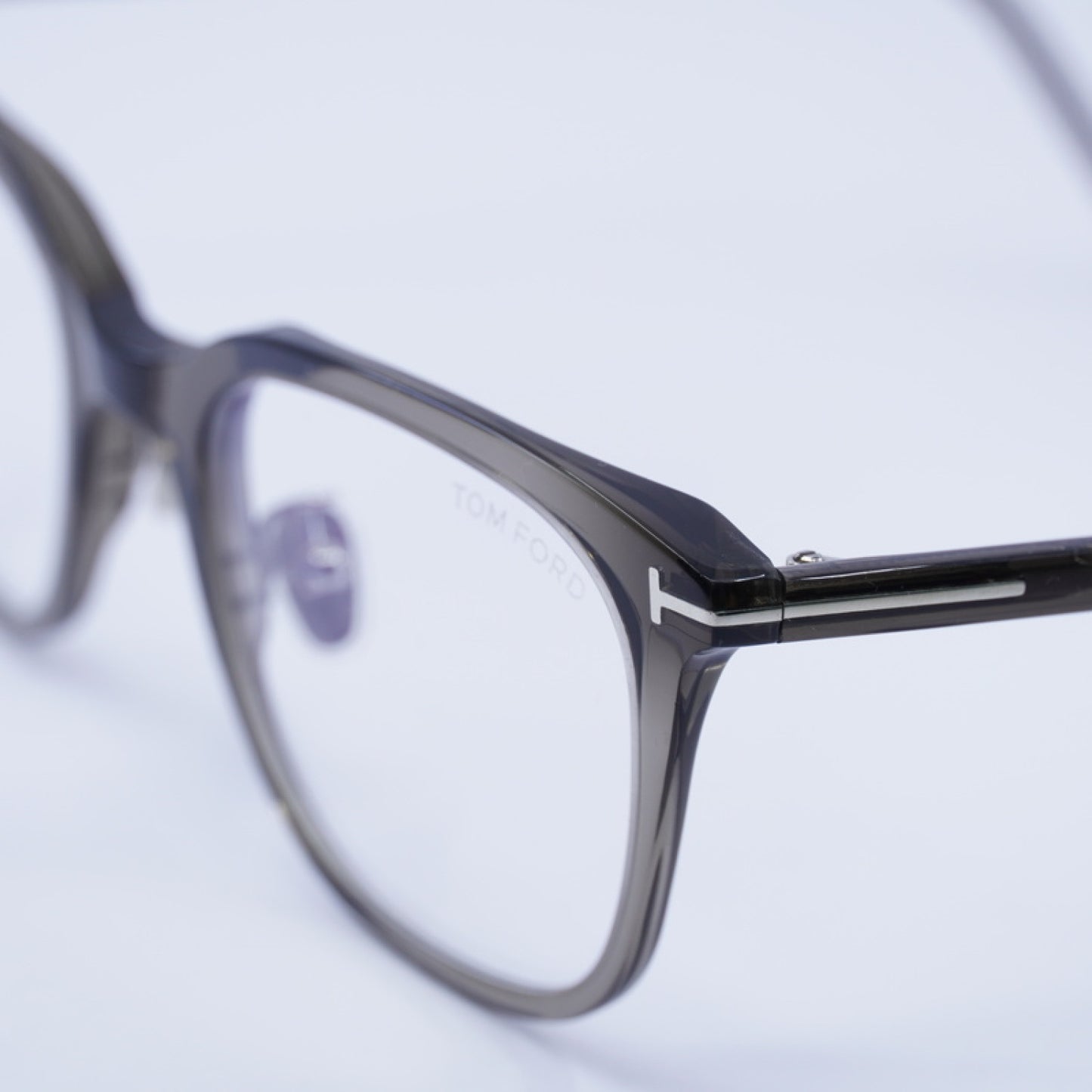 Tom Ford FT5776-D-B 020 53-22-145 Eyeglass Frame