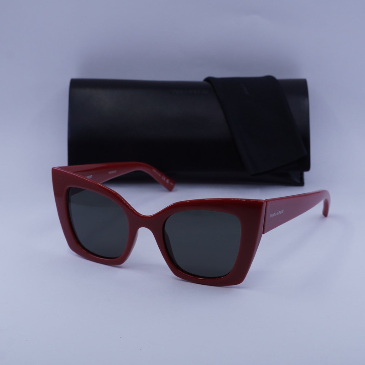 Lentes de Sol Saint Laurent SL552 010 51-22-145