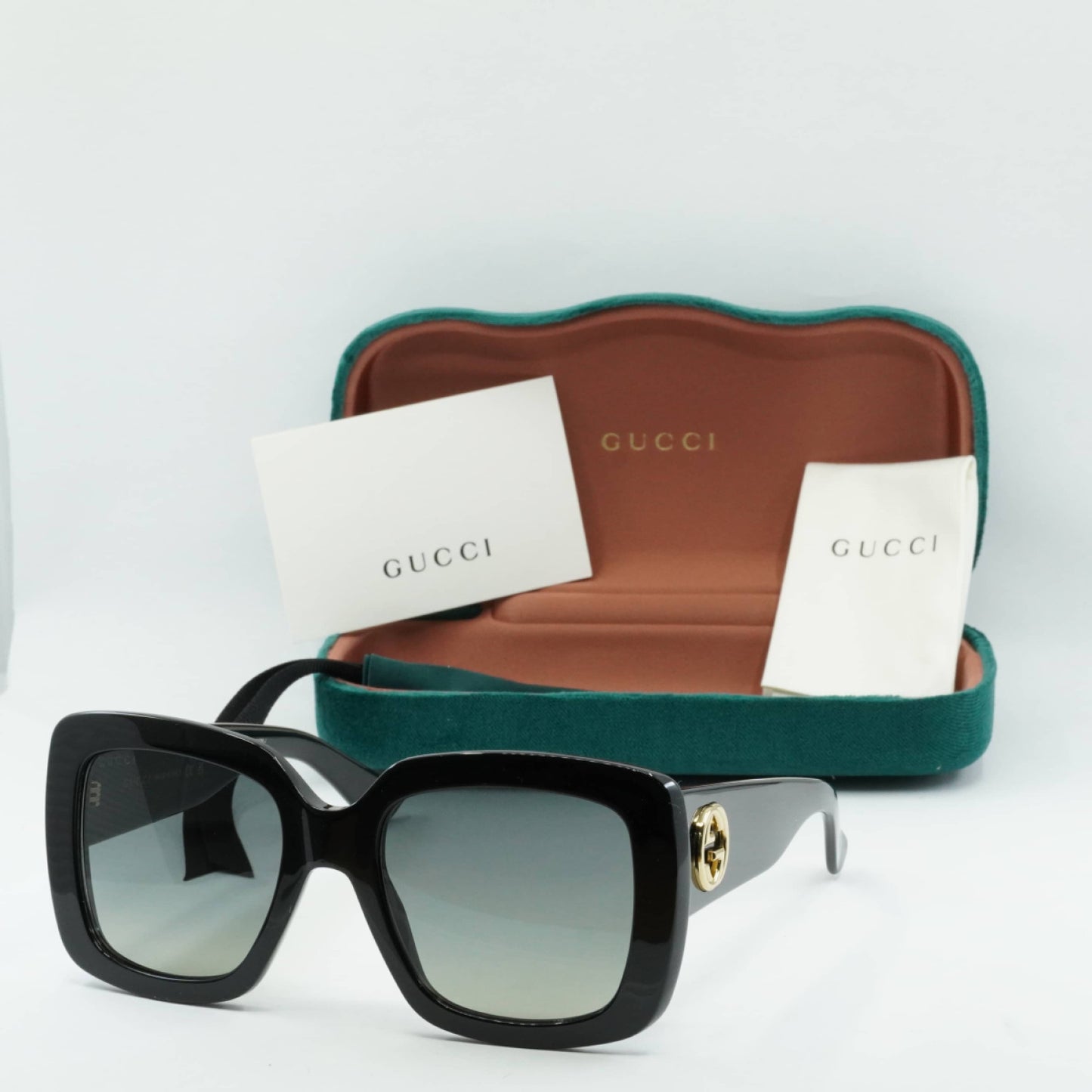 Lentes de Sol Gucci GG0141SN 001 53-20-140