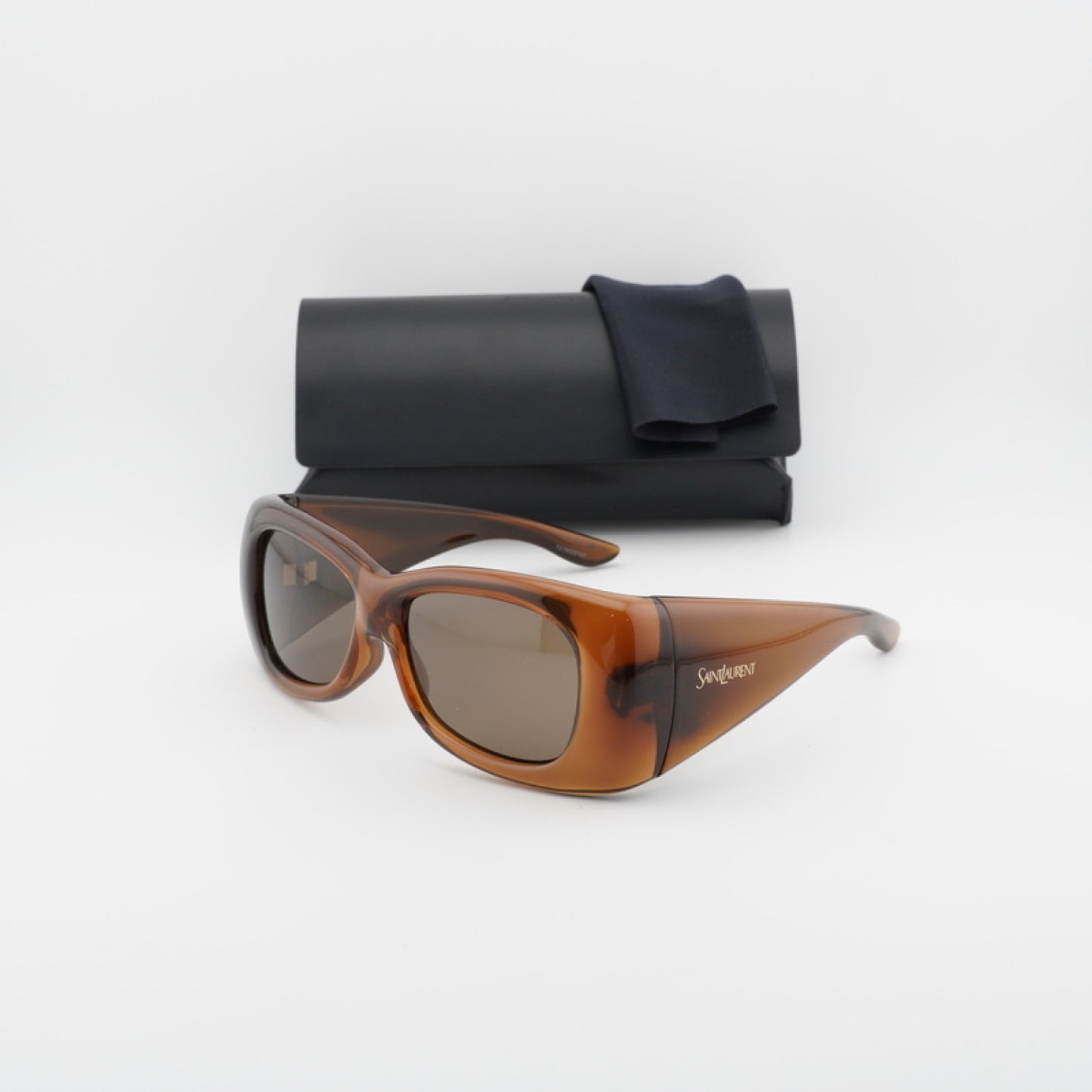 Lentes de Sol Saint Laurent SL901 HOWL 017 61-18-135