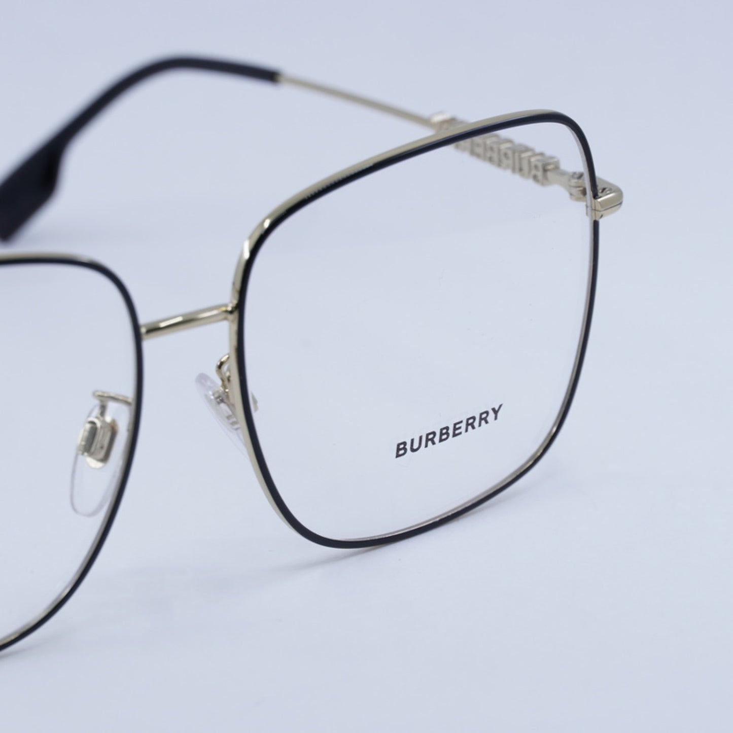 Armazón Oftálmico Burberry BE1378D 1326 57-14-140