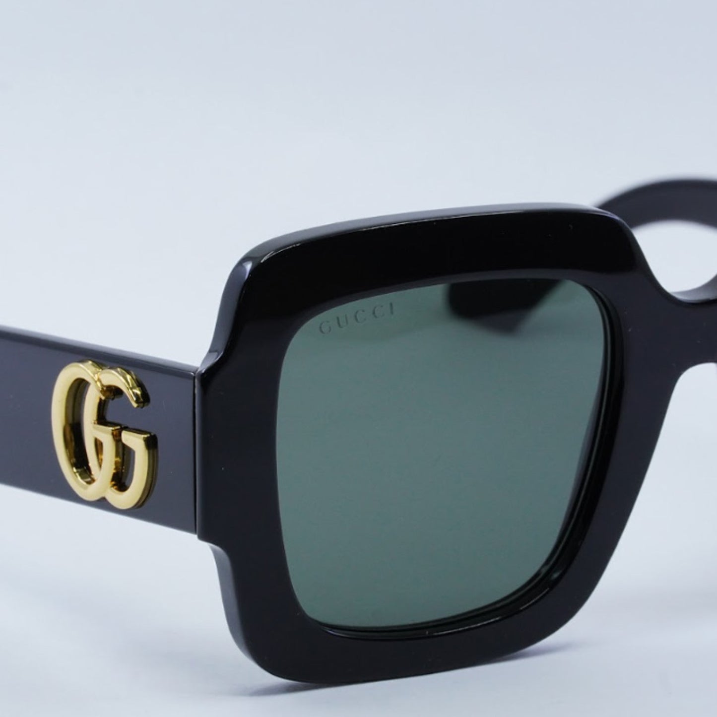 Lentes de Sol Gucci GG1547S 001 50-24-145