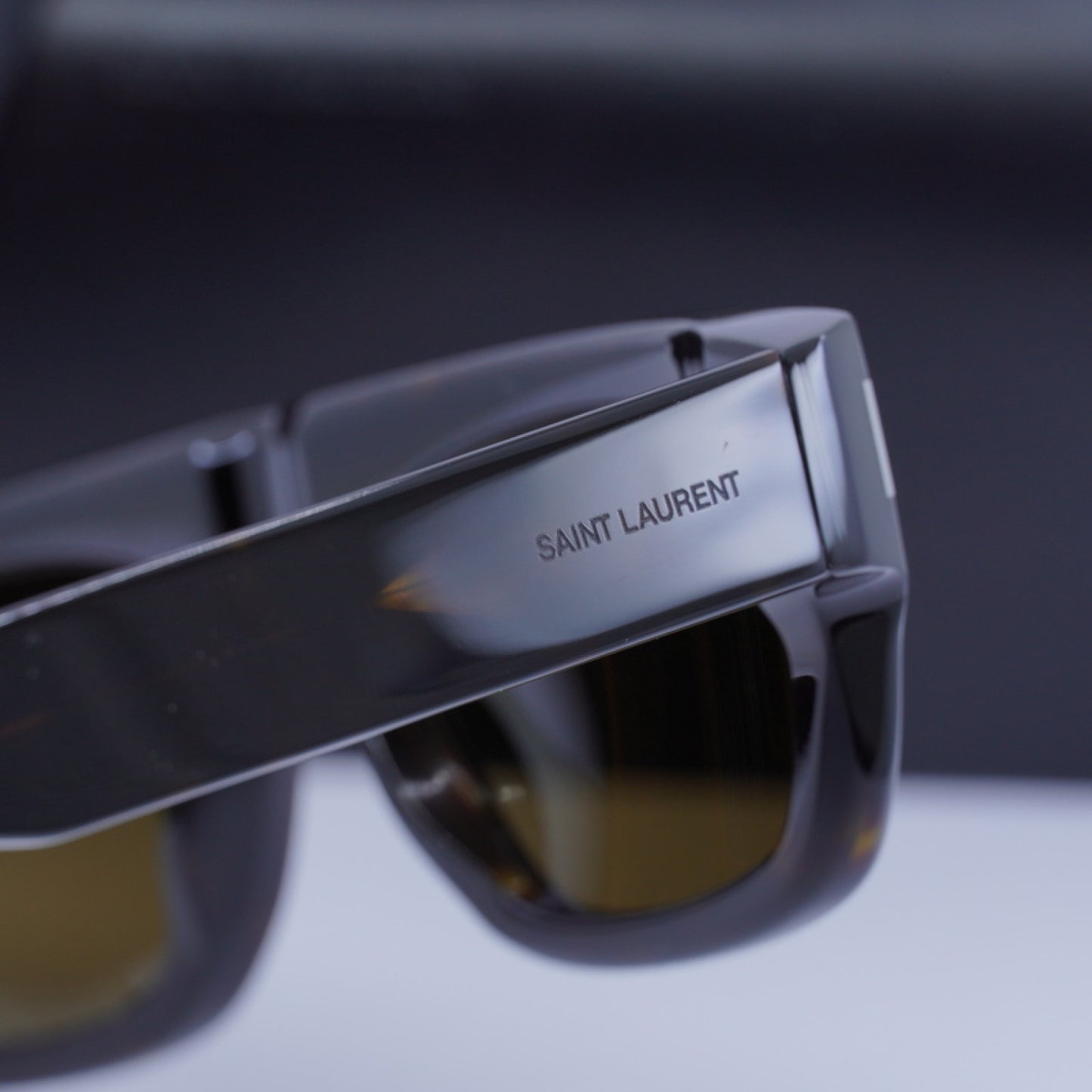 Lentes de Sol Saint Laurent SL762 002 55-19-145