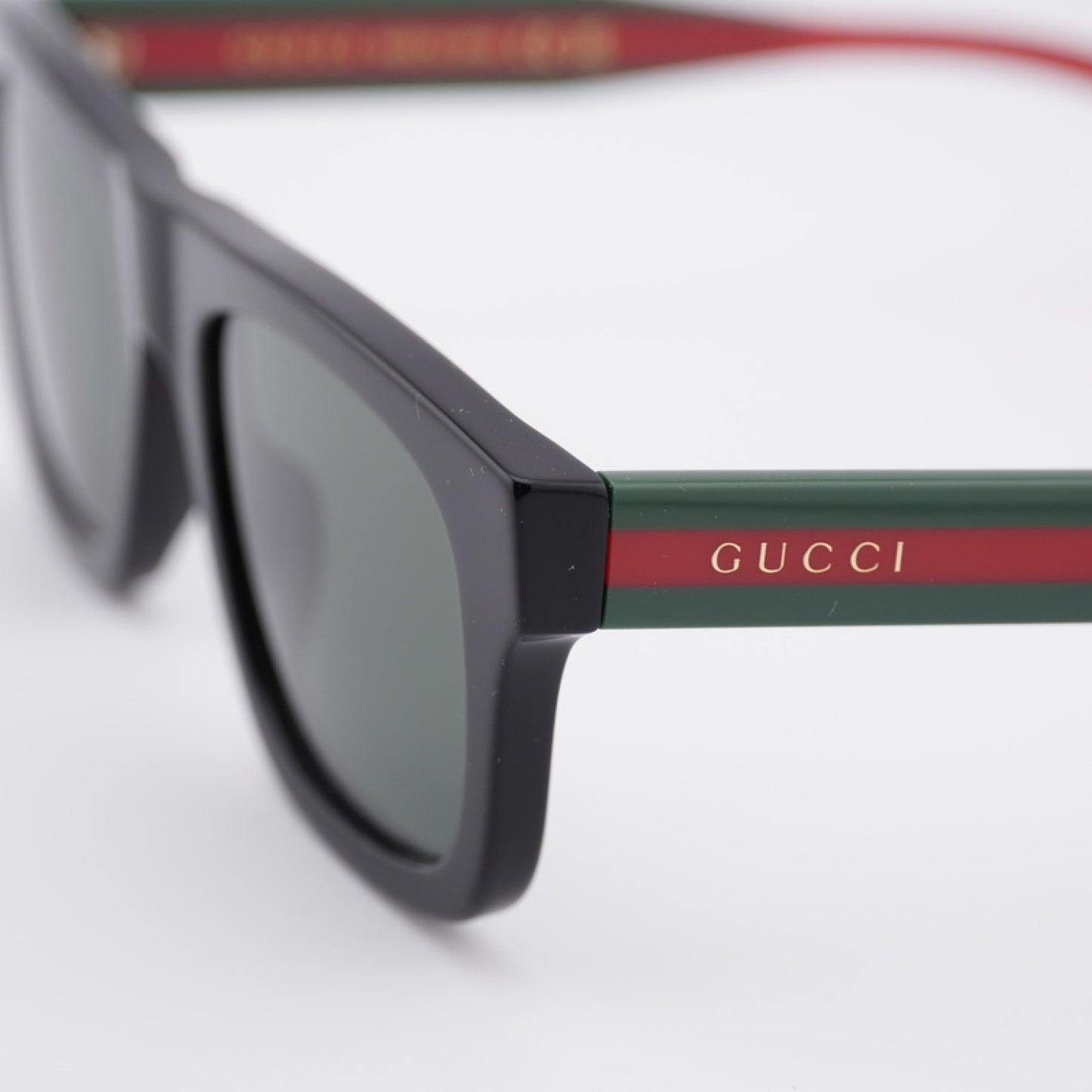 Lentes de Sol Gucci GG1991S 001 52-21-145