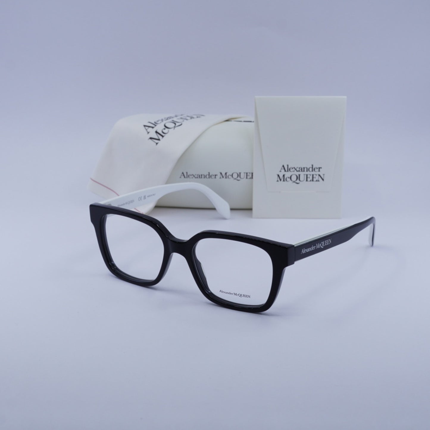 Armazón Oftálmico Alexander McQueen AM0358O 003 52-18-145