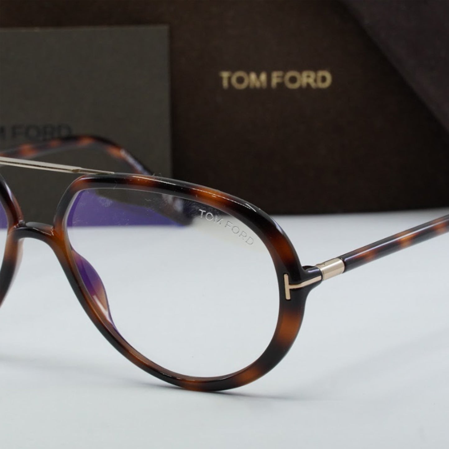 Armazón Oftálmico Tom Ford FT5838-B 053 57-14-145