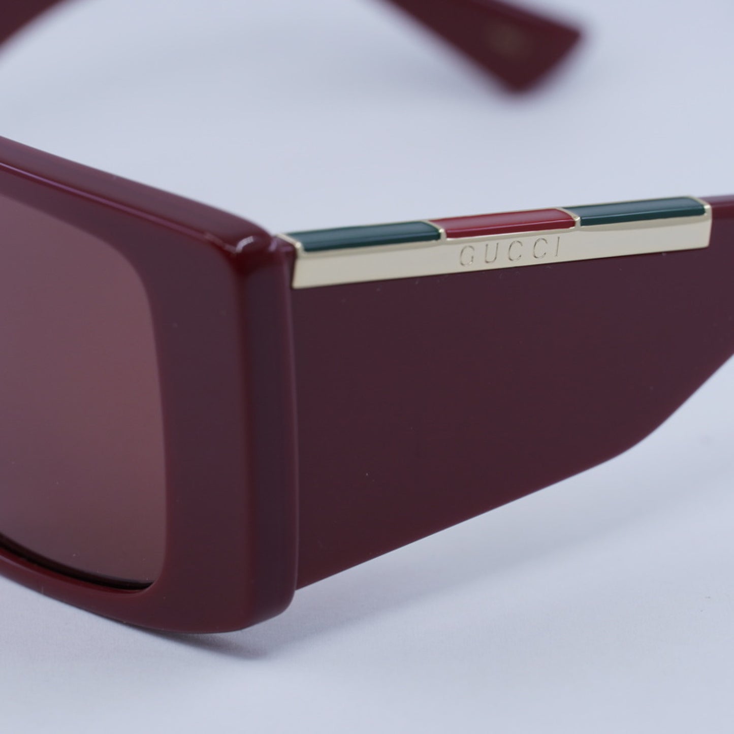 Lentes de Sol Gucci GG1888S 004 50-18-140