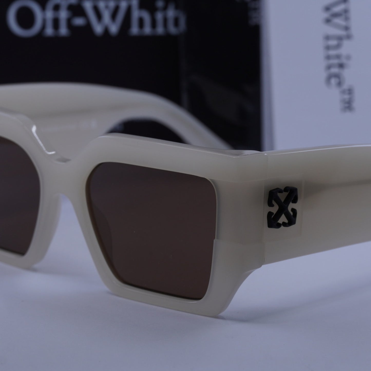 Off-White OERI148 DOVER 6164 56-18-145 Sunglasses