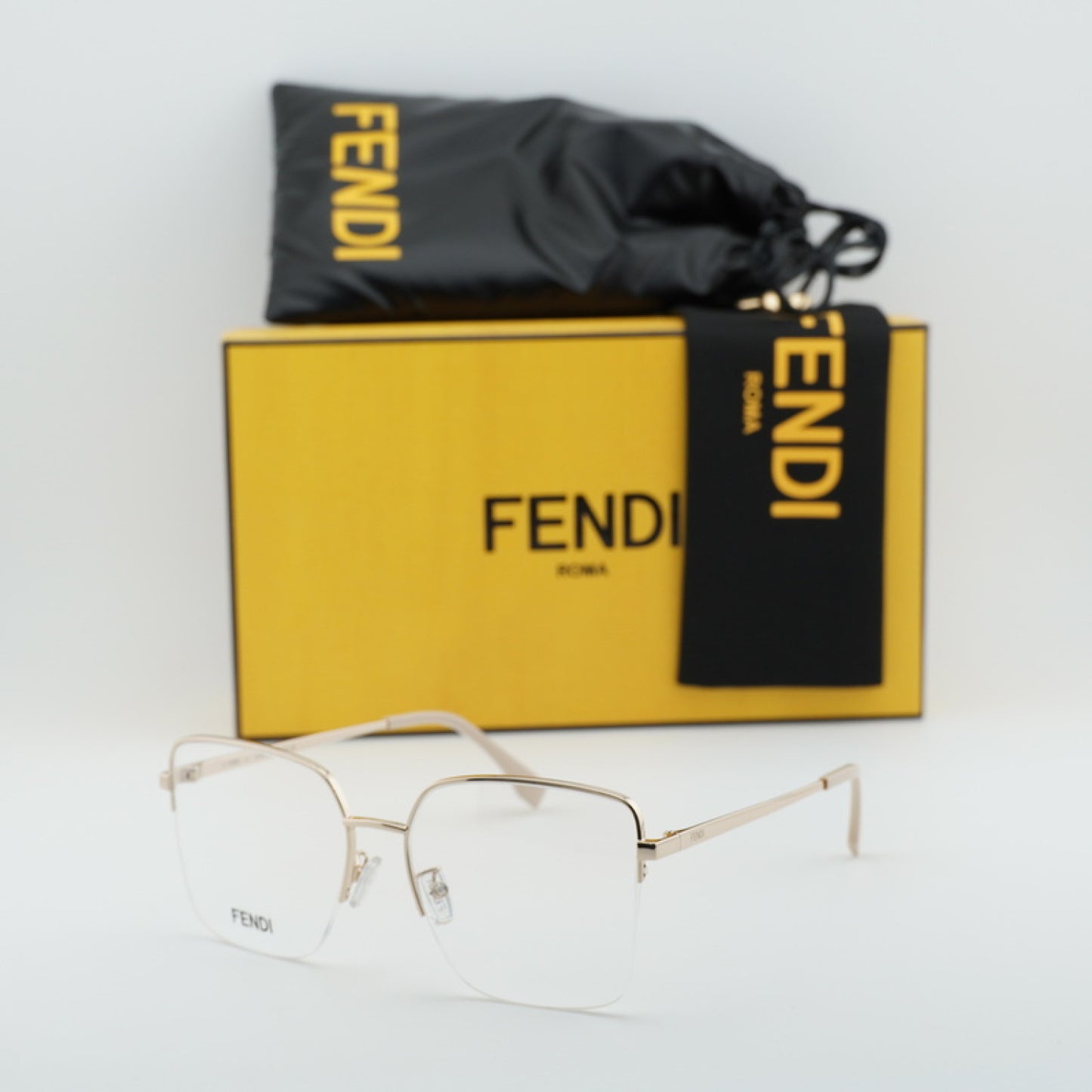 Armazón Oftálmico Fendi FE50091U 028 56-17-140