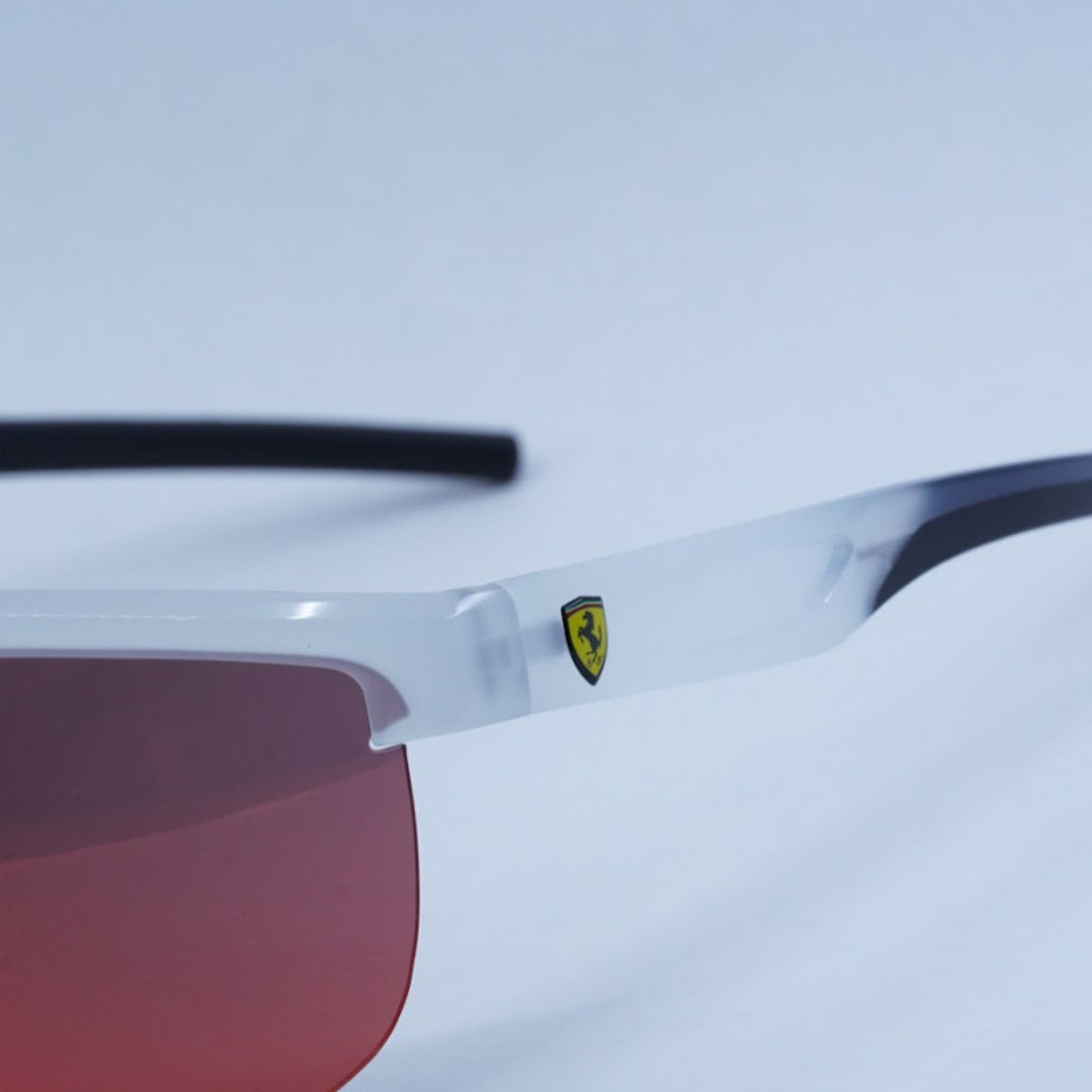 Lentes de Sol Ferrari Scuderia FZ6005U 505/6Q 140mm