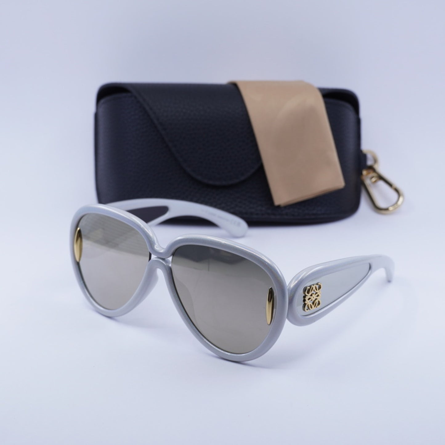 Lentes de Sol Loewe LW40132I 24C 65-14-45
