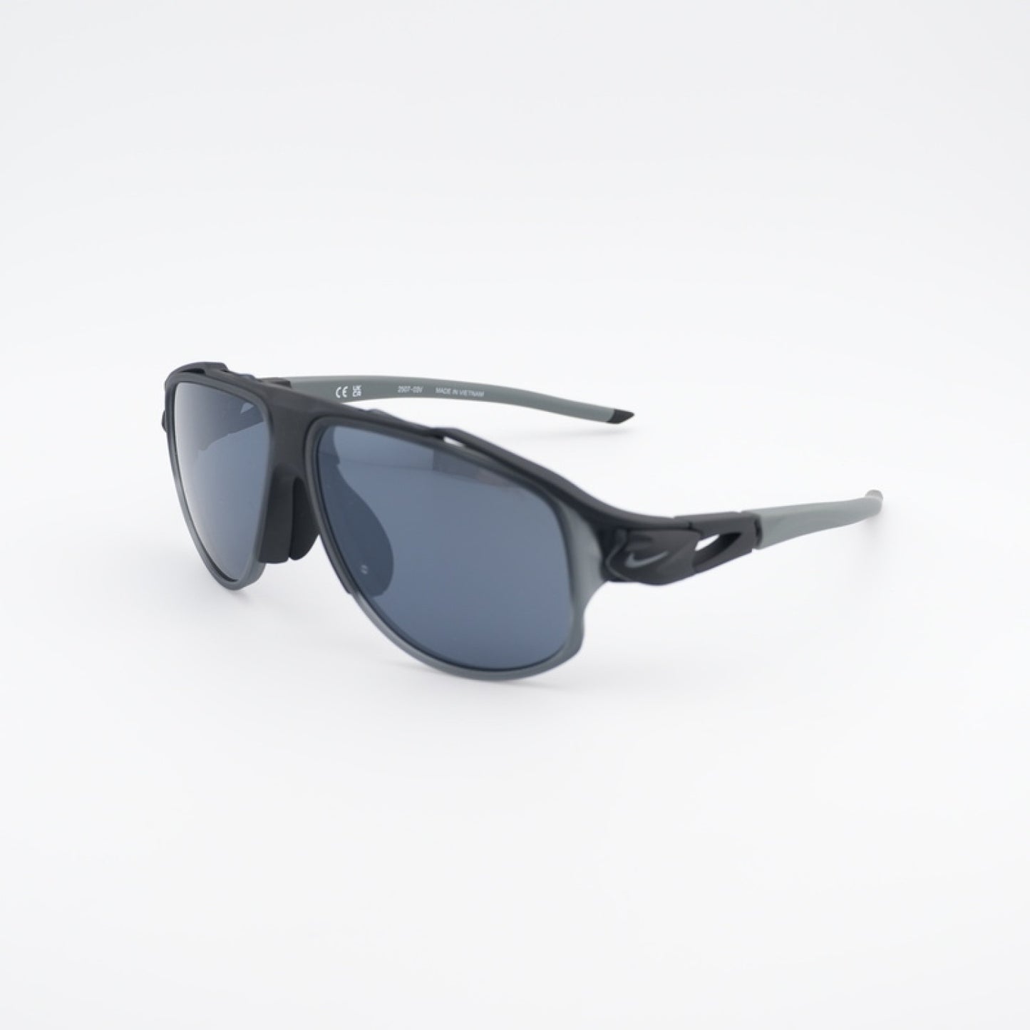 Lentes de Sol Nike NIKE FLYFREE INFINITY IO0099X 010 58-12-130